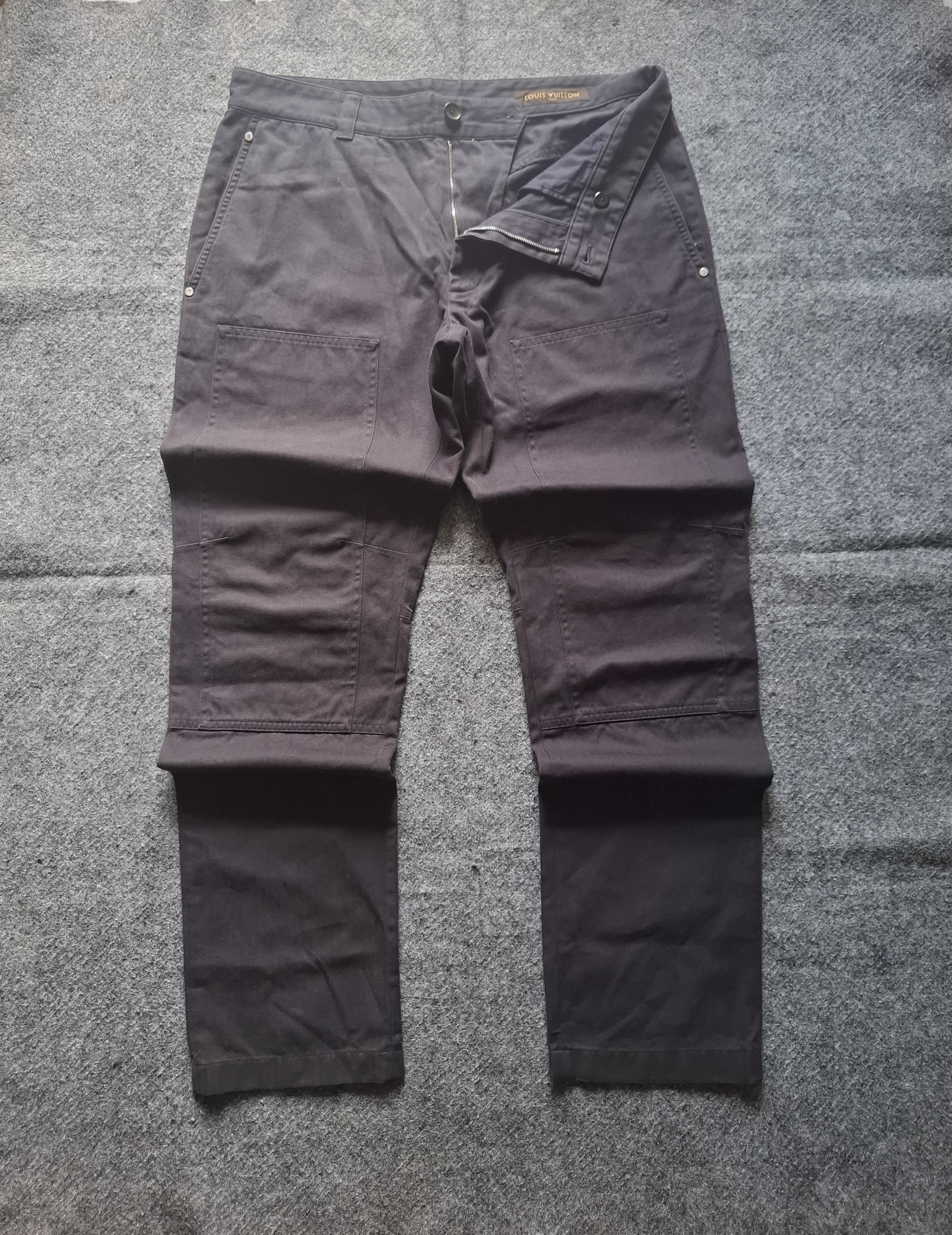 Louis Vuitton Louis Vuitton double knee trousher pants Size US 32 / EU 48 - 1 Thumbnail