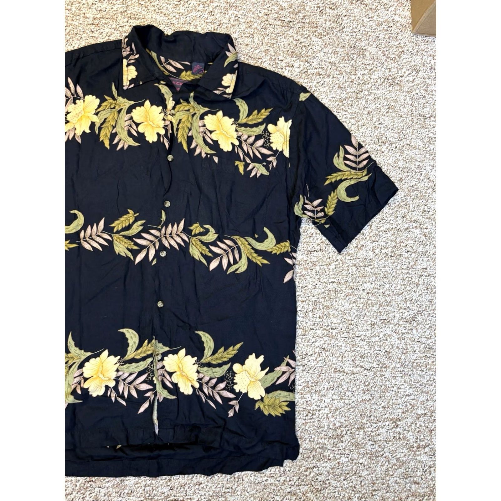 Vintage VINTAGE Jack Hollywood Hawaiian Button Up Black Floral Short Sleeve Shirt Sz M Mens Regular Button-Down Collar 90s Theme Spring Summer Size US M / EU 48-50 / 2 - 3 Thumbnail