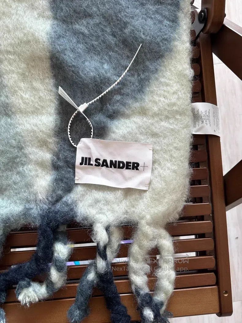Jil Sander Jil Sander Velvet Mohair Neckwear Minimalist Luxury Shawl Size ONE SIZE - 3 Thumbnail