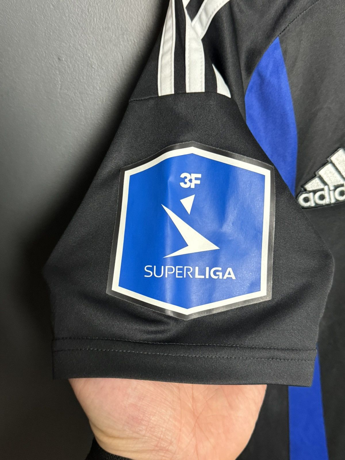 Adidas Copenhagen 22/23 Home Mukairu Football Jersey T-Shirt Size US M / EU 48-50 / 2 - 5 Thumbnail