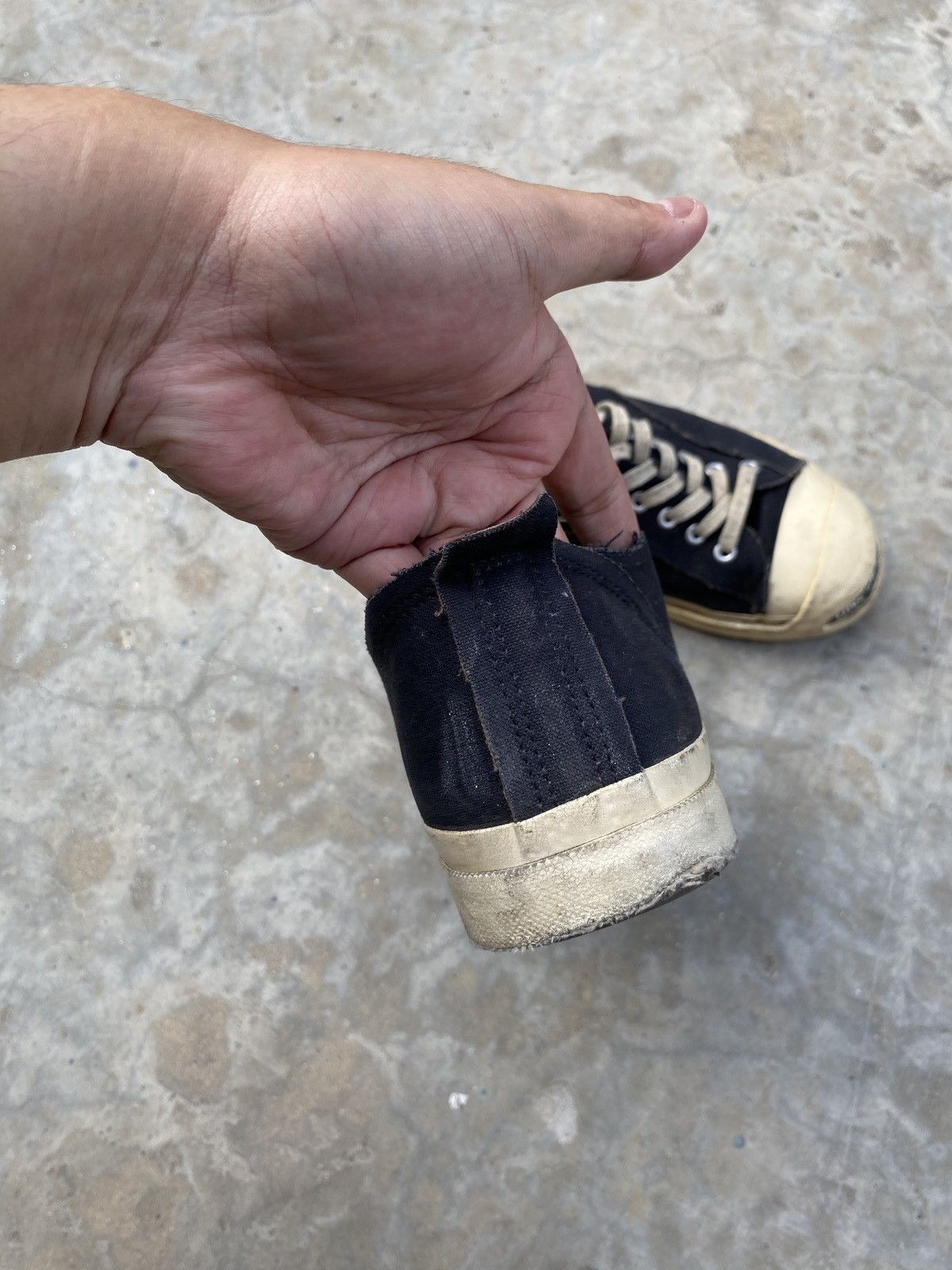 Undercover Undercover Jun takahashi Black/White Low Top Sneaker Size US 10 / EU 43 - 10 Thumbnail