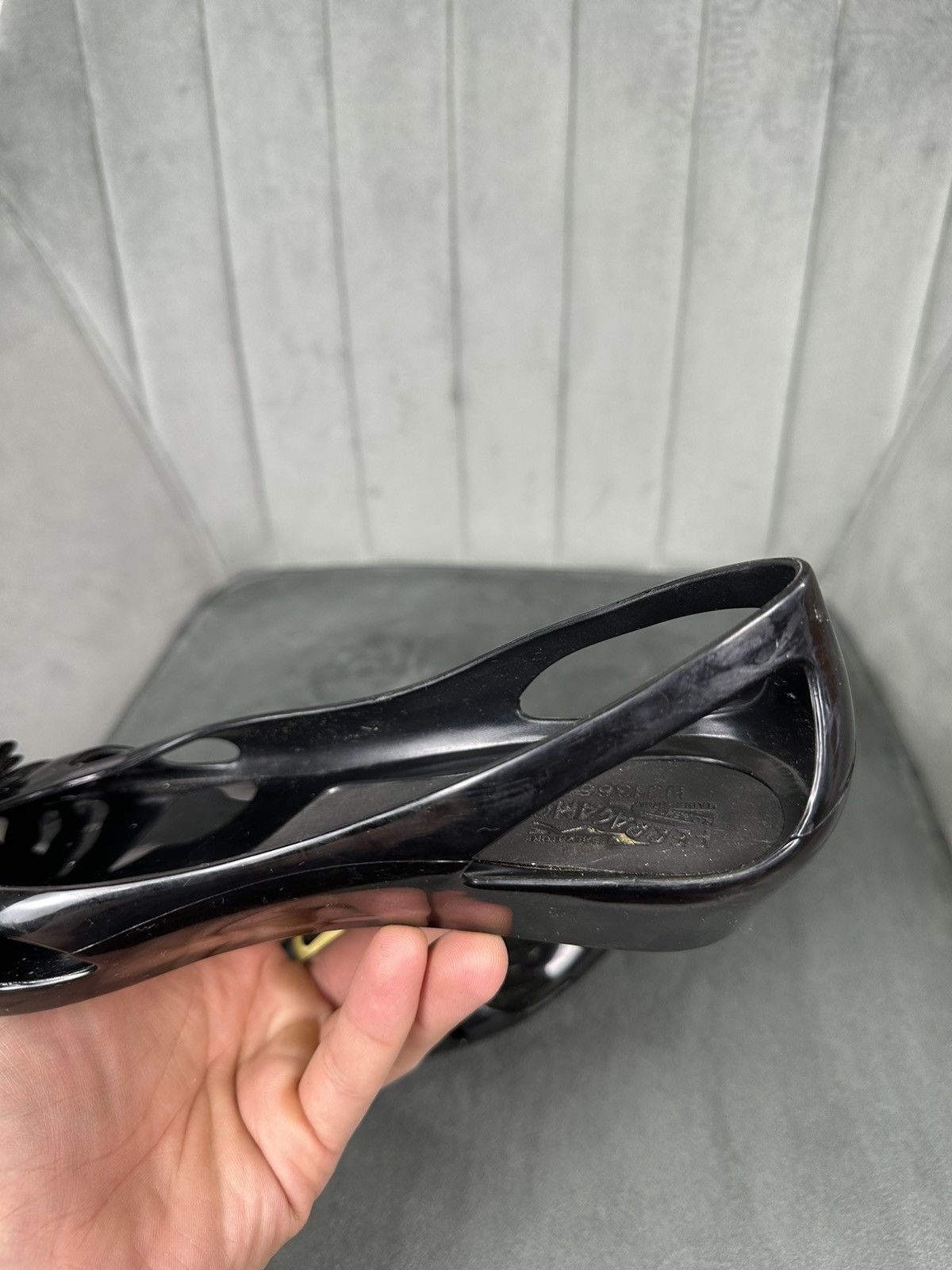 Salvatore Ferragamo Salvatore Ferragamo Jelly Ballet Flat With Vara Bow 7 size Size US 7 / IT 37 - 11 Thumbnail