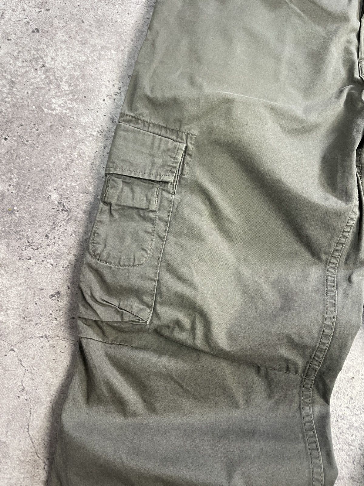 Carhartt Vintage Carhartt Cargo Pants Jeans 00s Style Baggy Fit Size US 32 / EU 48 - 13 Thumbnail