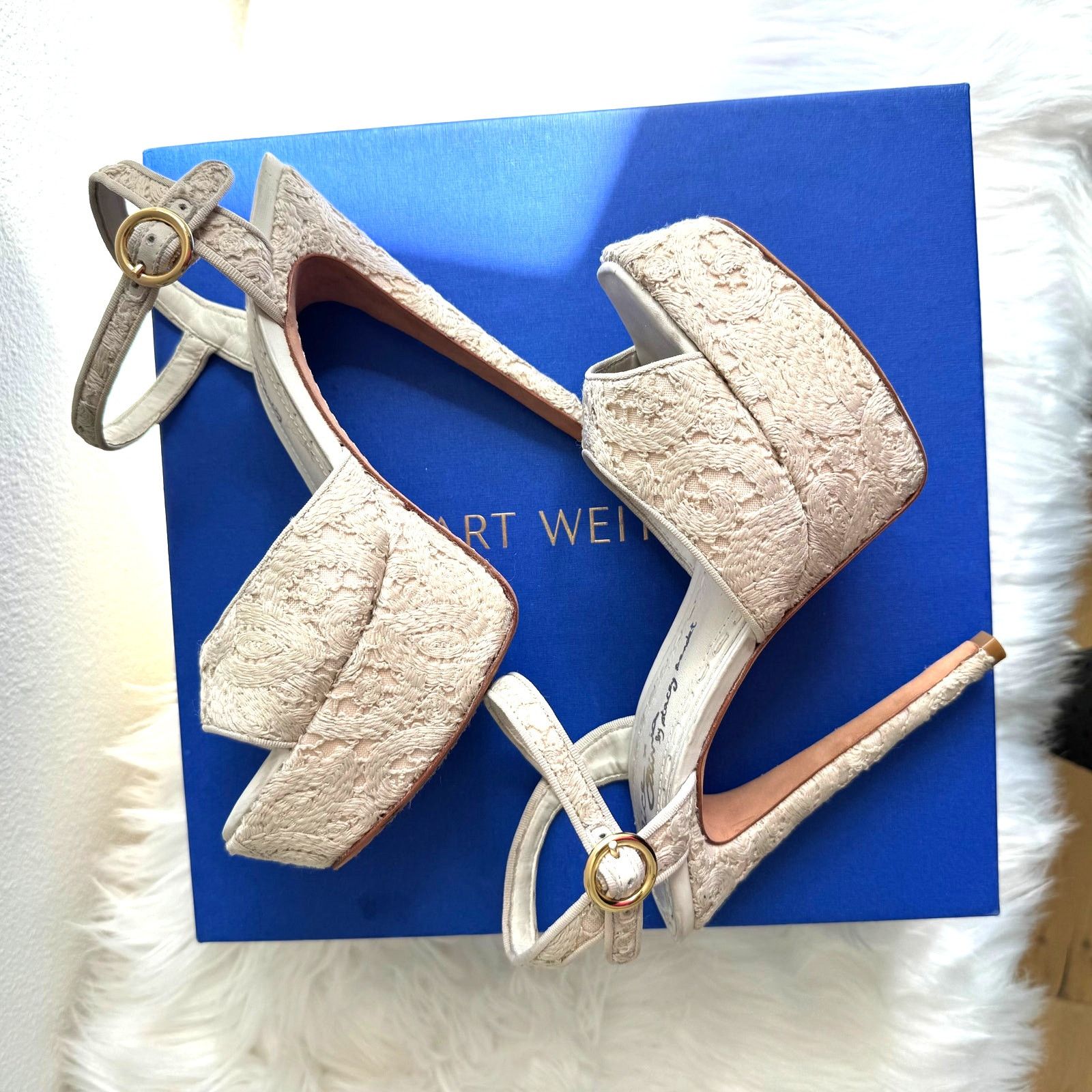 Alice + Olivia Alice + Olivia Lena Ivory Lace Ankle Strap Platform Heels Size US 8.5 / IT 38.5 - 9 Thumbnail
