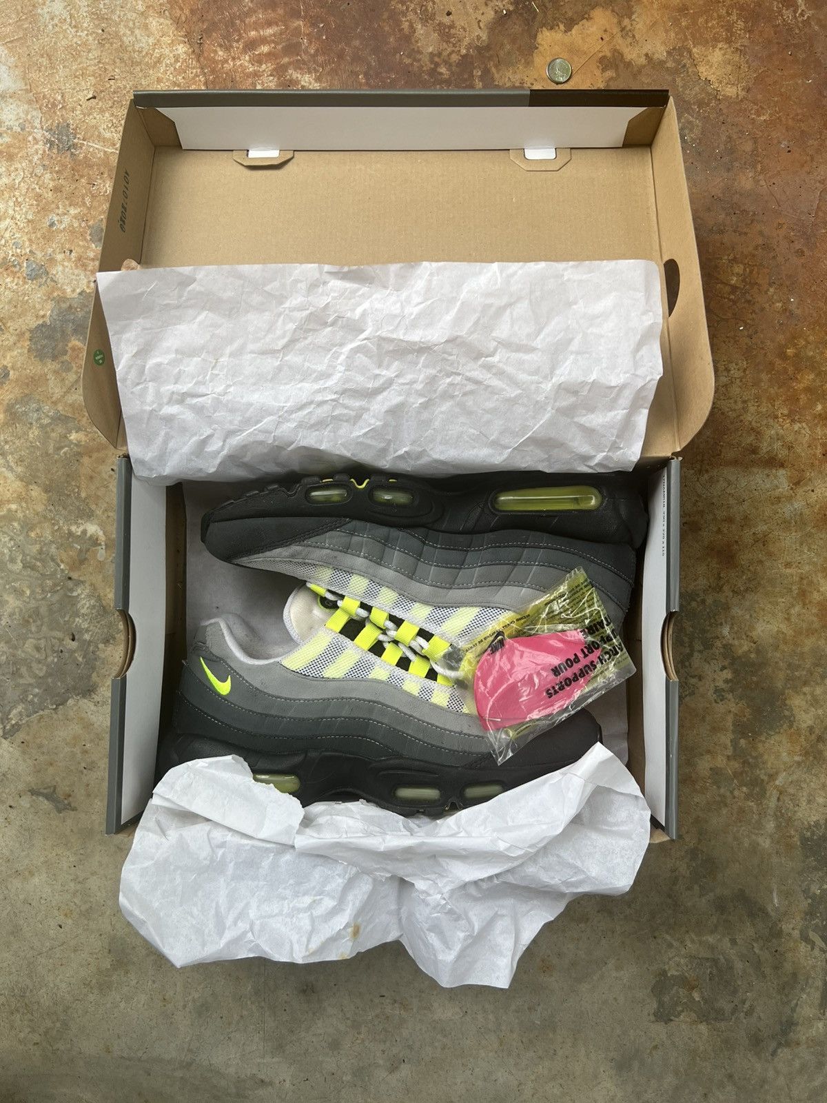 Nike NIKE AIR MAX OG NEON Size US 8.5 / EU 41-42 - 8 Thumbnail