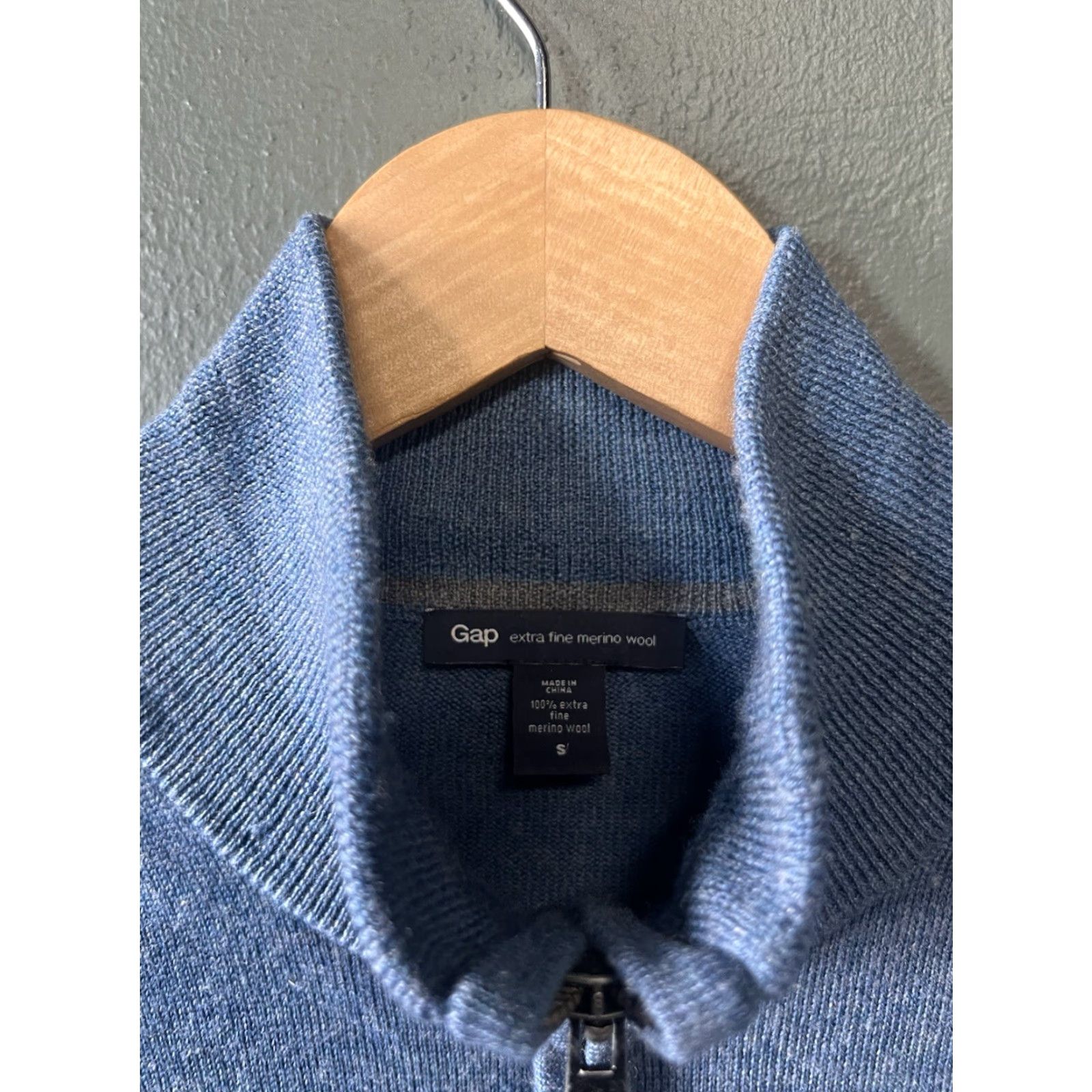 Gap Gap Sweater Mens S Blue Wool Pullover 1/4 Zip Mock Neck Zipper Solid All Seasons Long Sleeve Size US S / EU 44-46 / 1 - 3 Thumbnail