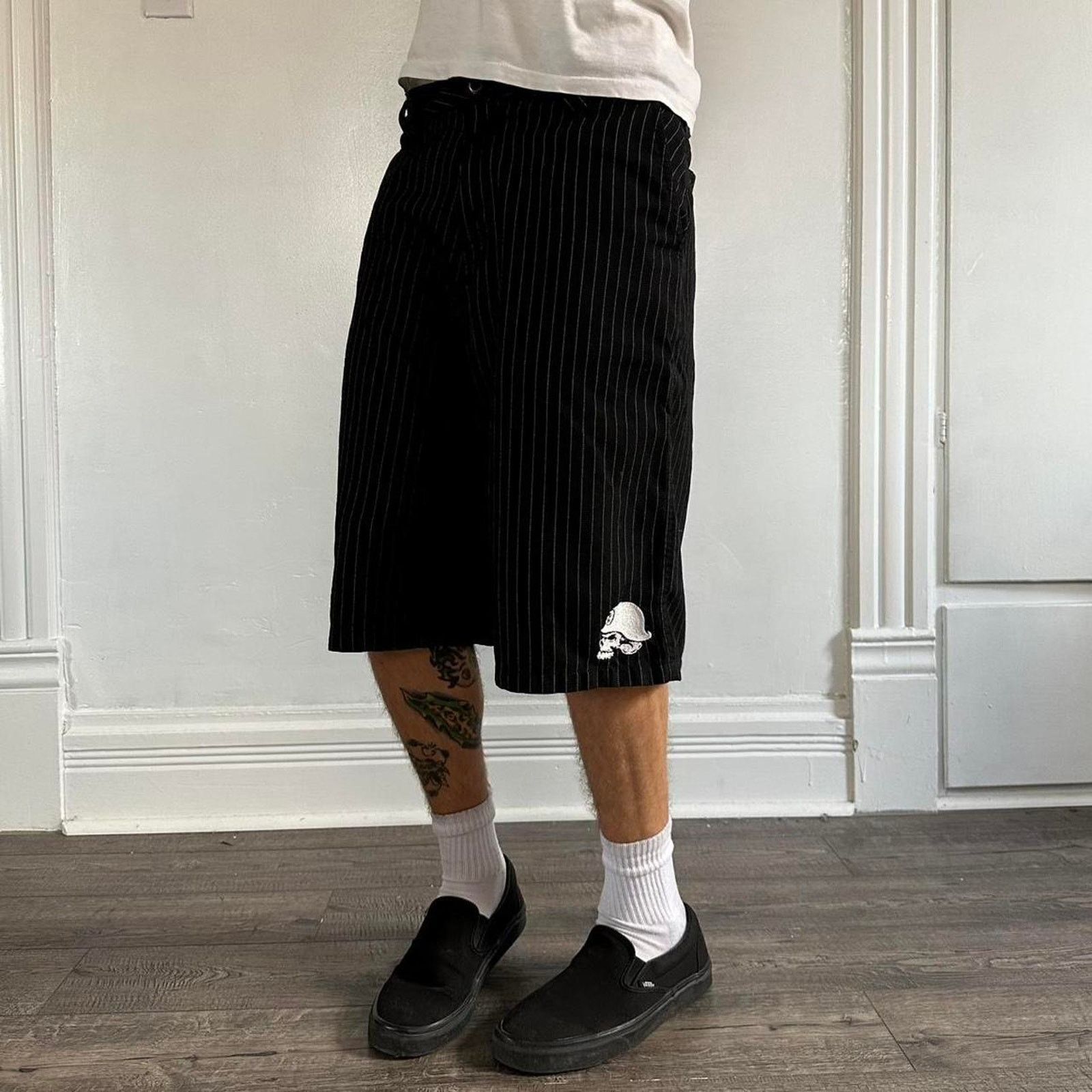 Vintage 00s Pin Striped Long Black Skull Metal Mulisha Short