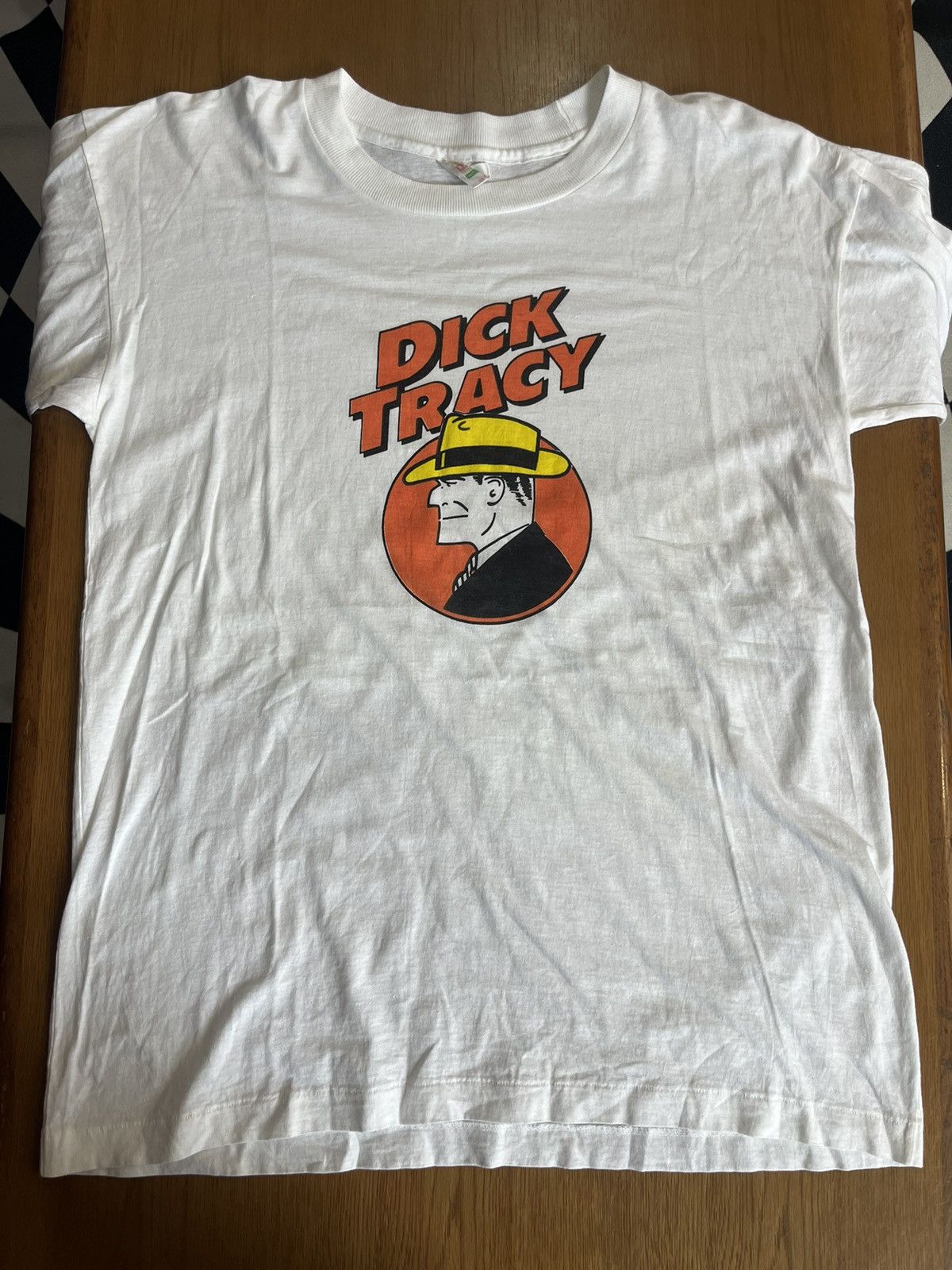 Arts & Science Vintage DICK TRACY 90’s Comics Movie Tshirt Size US M / EU 48-50 / 2 - 3 Thumbnail