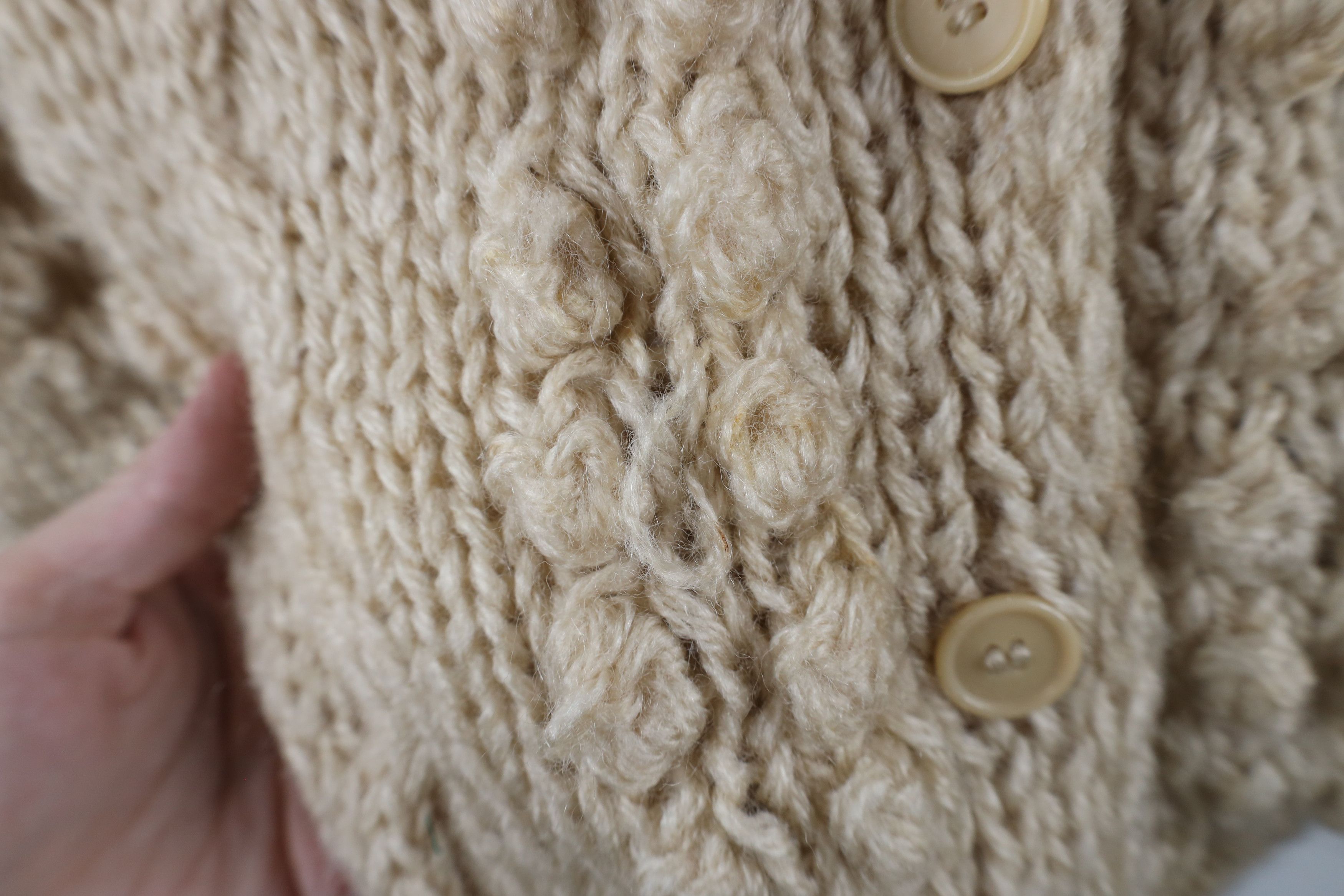 Vintage Vintage 70s Streetwear Knobby Knit Cardigan Sweater Beige Size L / US 10 / IT 46 - 4 Thumbnail