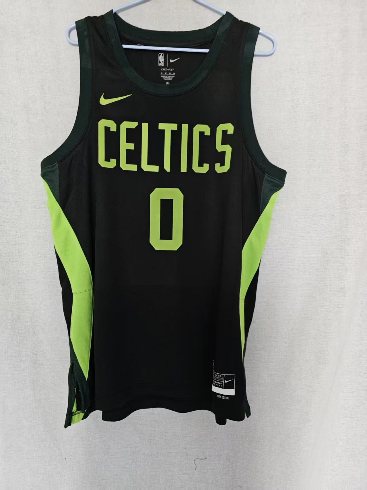 NBA Celtics 0 Jayson Tatum Jersey XXL Size US XXL / EU 58 / 5 - 2 Thumbnail