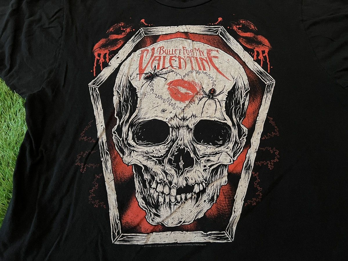 Band Tees Official 2010 Bullet For My Valentine Shirt Skull Lips Band Size US XL / EU 56 / 4 - 2 Thumbnail