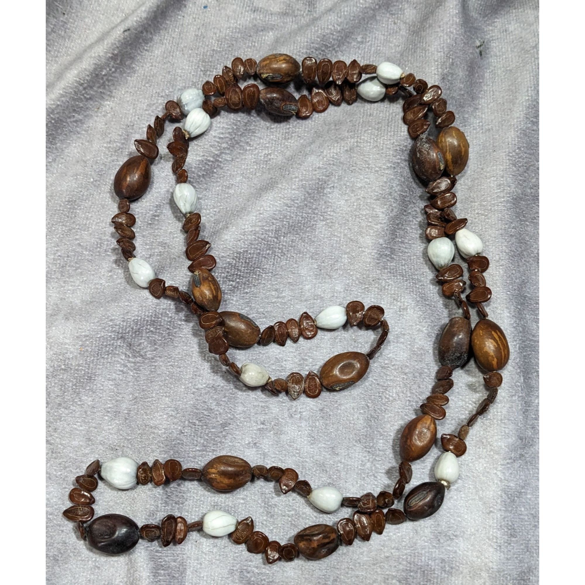 Other Nature Inspired Real Seed Brown And White Beaded Necklace Size ONE SIZE - 4 Thumbnail