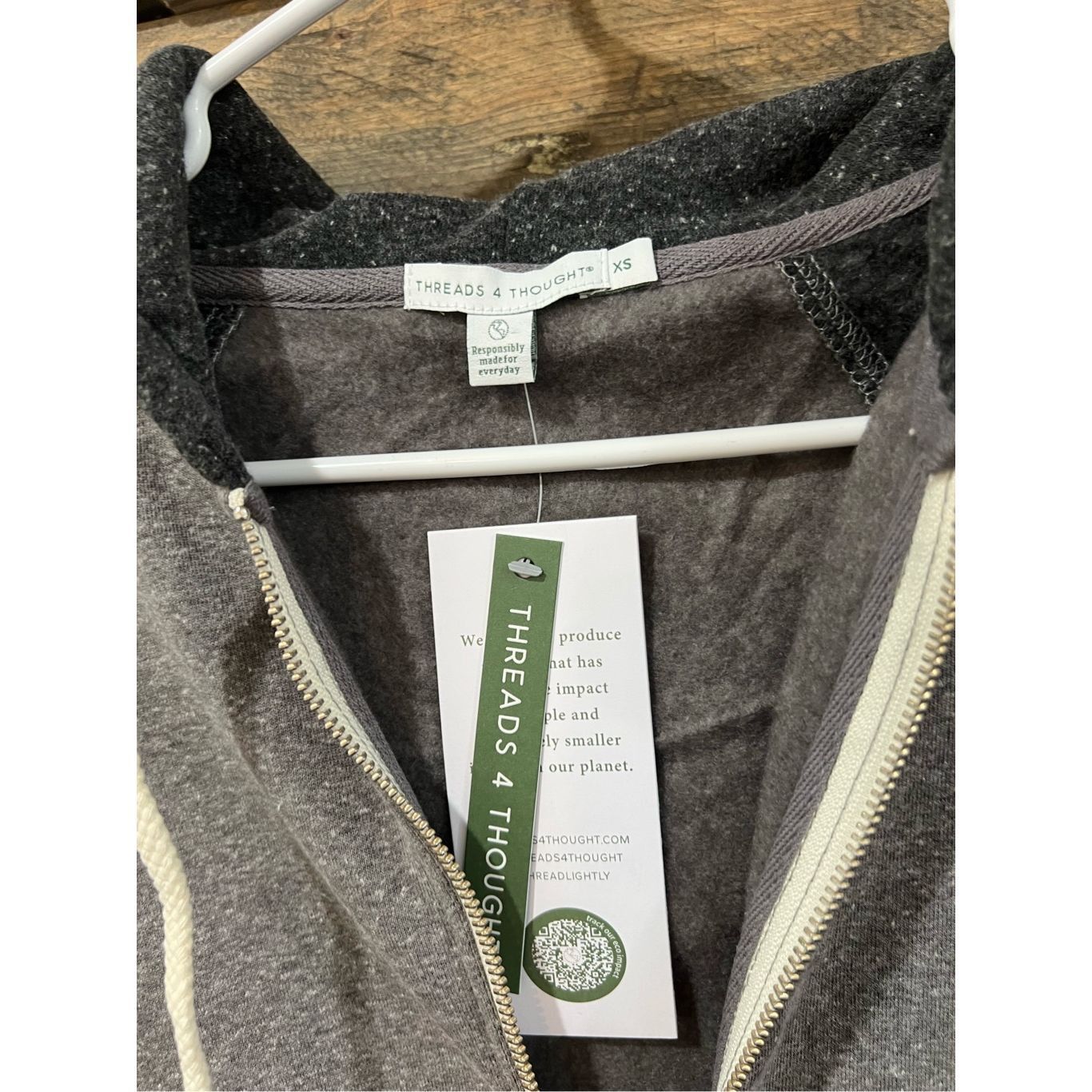 Threads 4 Thought Threads 4 Thought NWT TRIBLEND RAGLAN COLORBLOCK ZIP FLEECE Size US XS / EU 42 / 0 - 6 Thumbnail