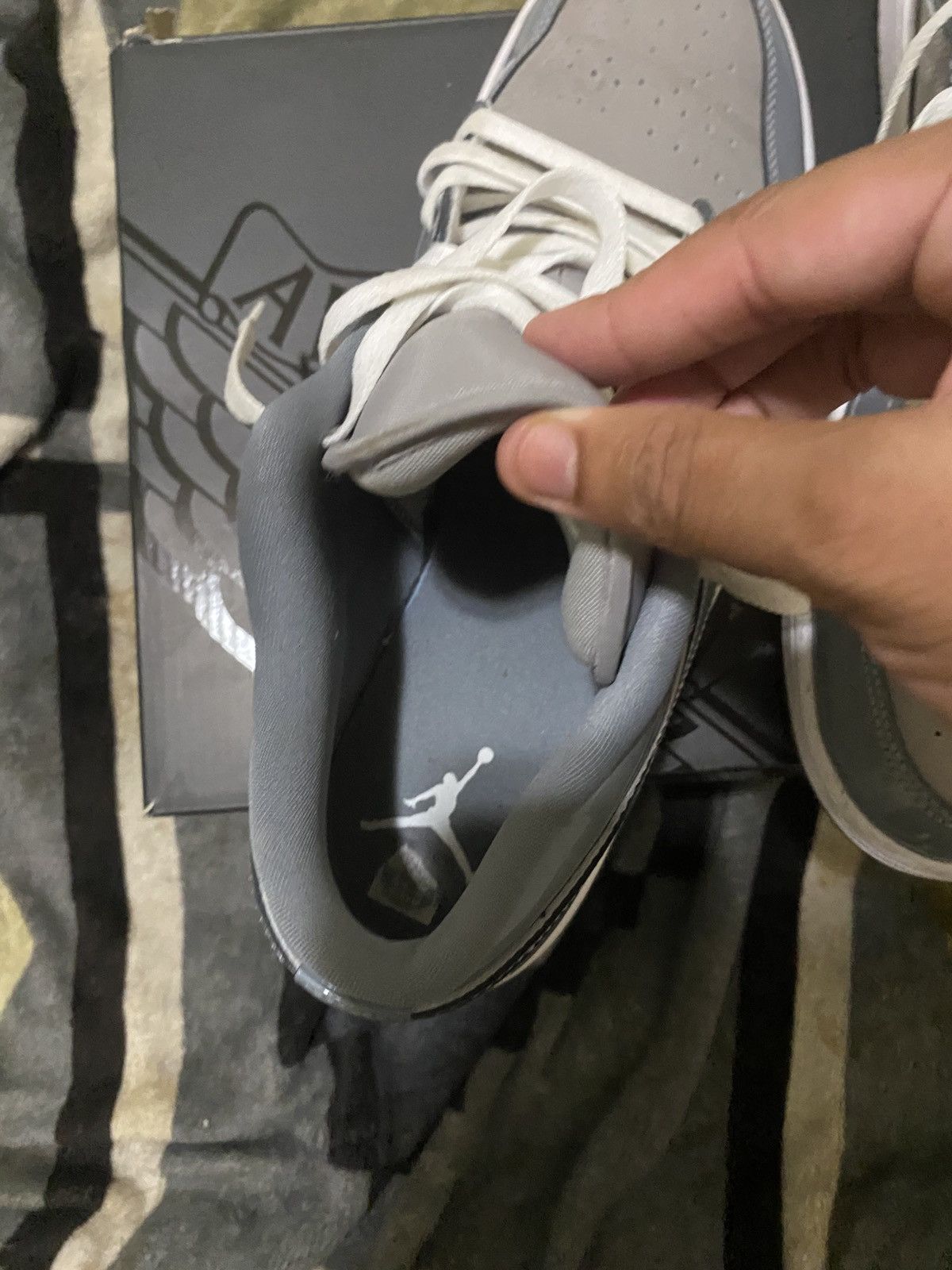 Nike Jordan one lows Size US 11.5 / EU 44-45 - 2 Thumbnail