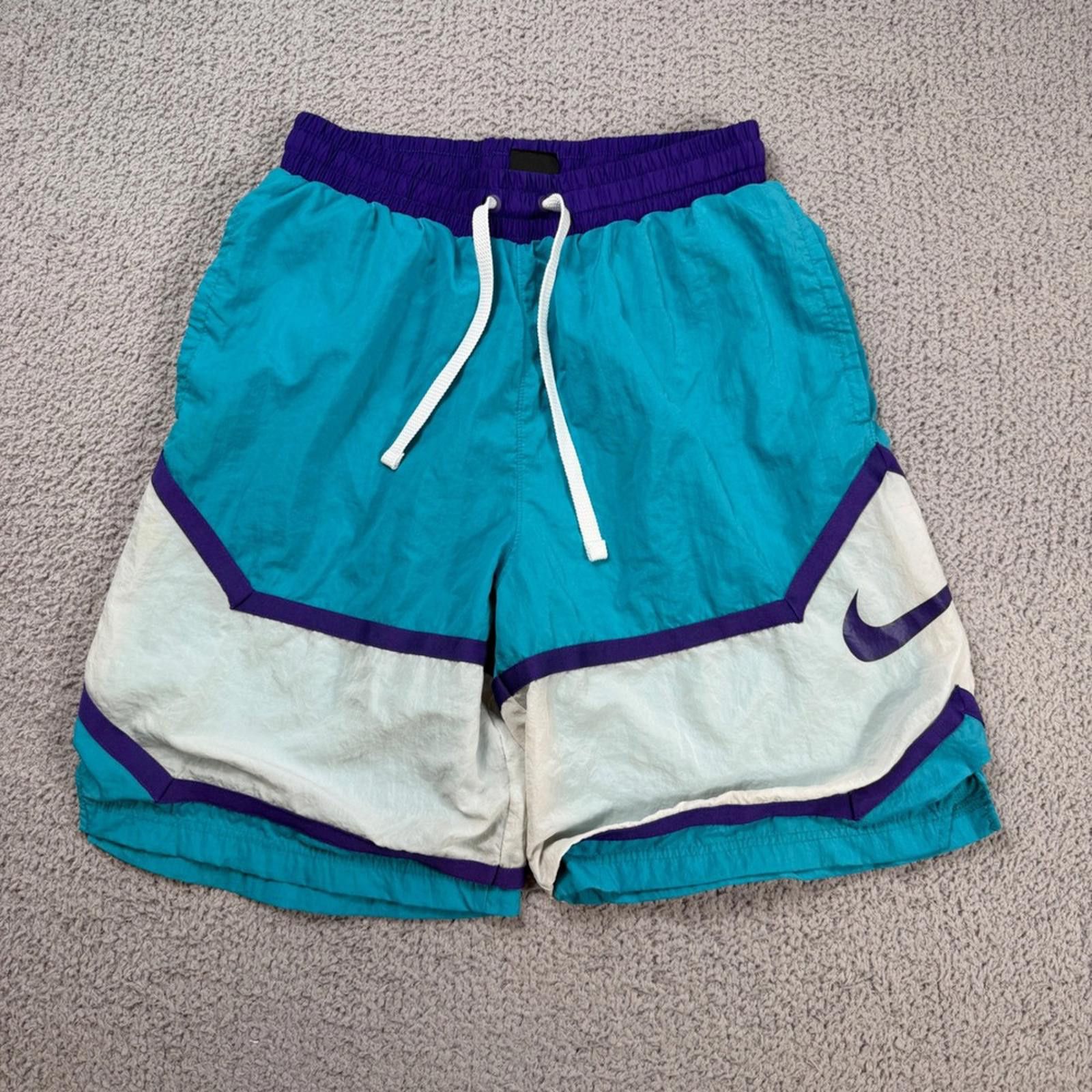 Nike Vintage Y2K Nike Mens Windrunner Nylon Track Shorts Teal Size US 32 / EU 48 - 1 Thumbnail