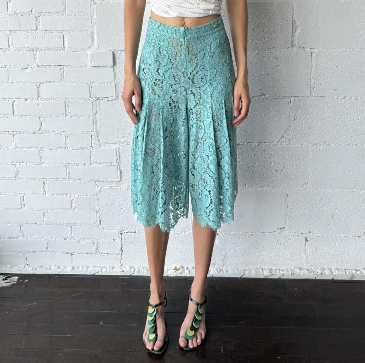 Chanel Lace Capri Size 24" / US 00 / IT 34 - 1 Thumbnail