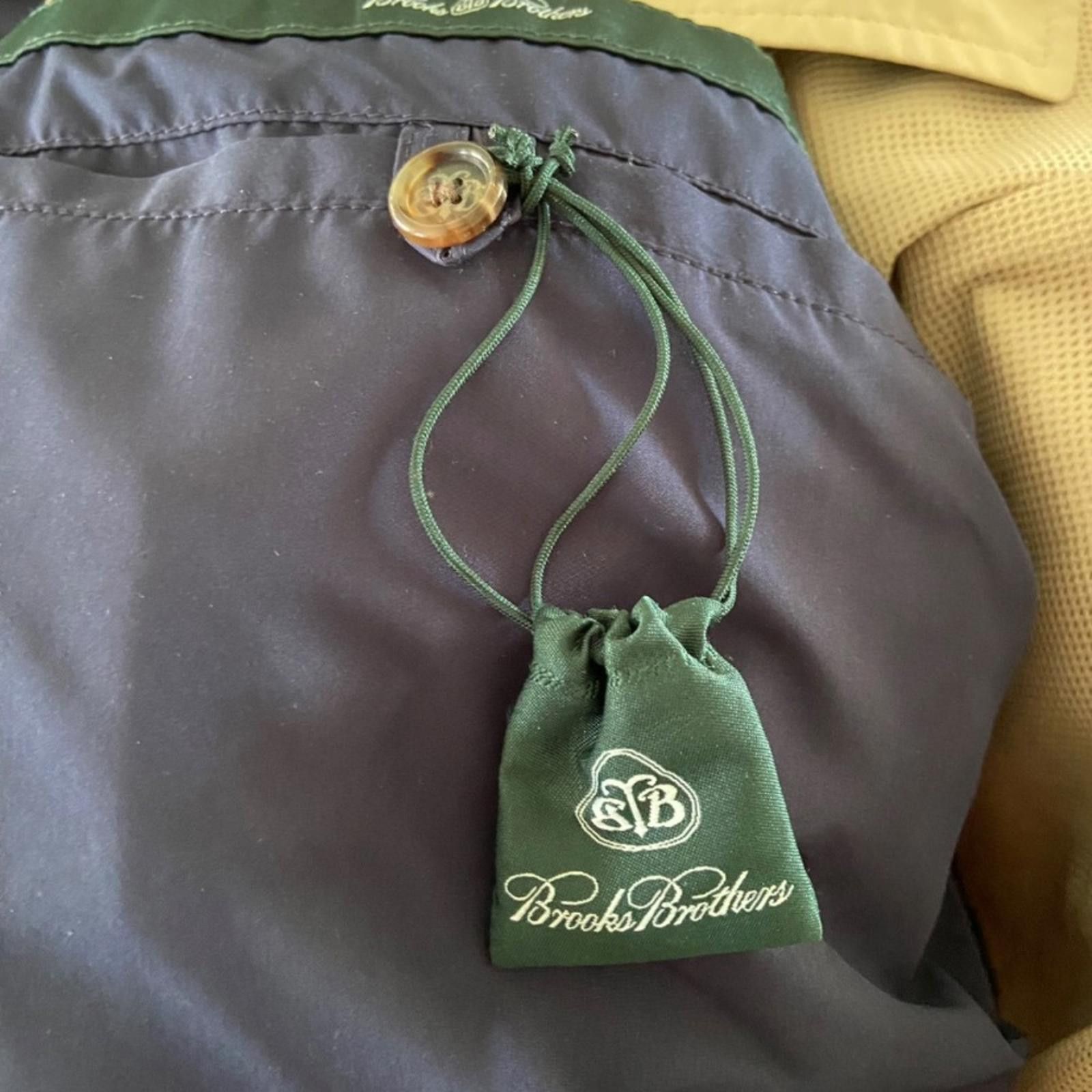 Brooks Brothers Brooks Brothers Tan Lined Sleeveless Collared Vest Sz XL Size US XL / EU 56 / 4 - 7 Thumbnail