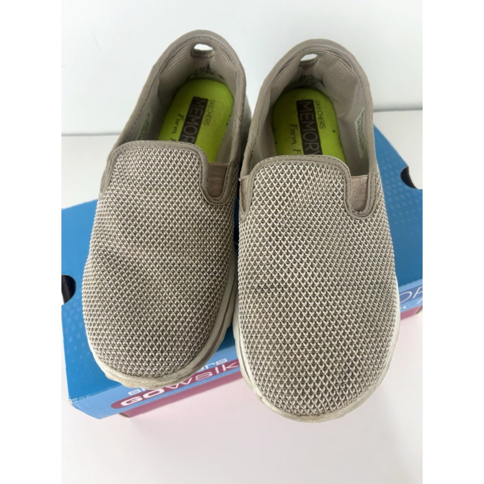 SKECHERS Skechers Slip On Sneakers Womens 7.5M Memory Form Fit Go Walk Dazzle Taupe Beige Footwear Sports Size US 8 / IT 38 - 2 Thumbnail