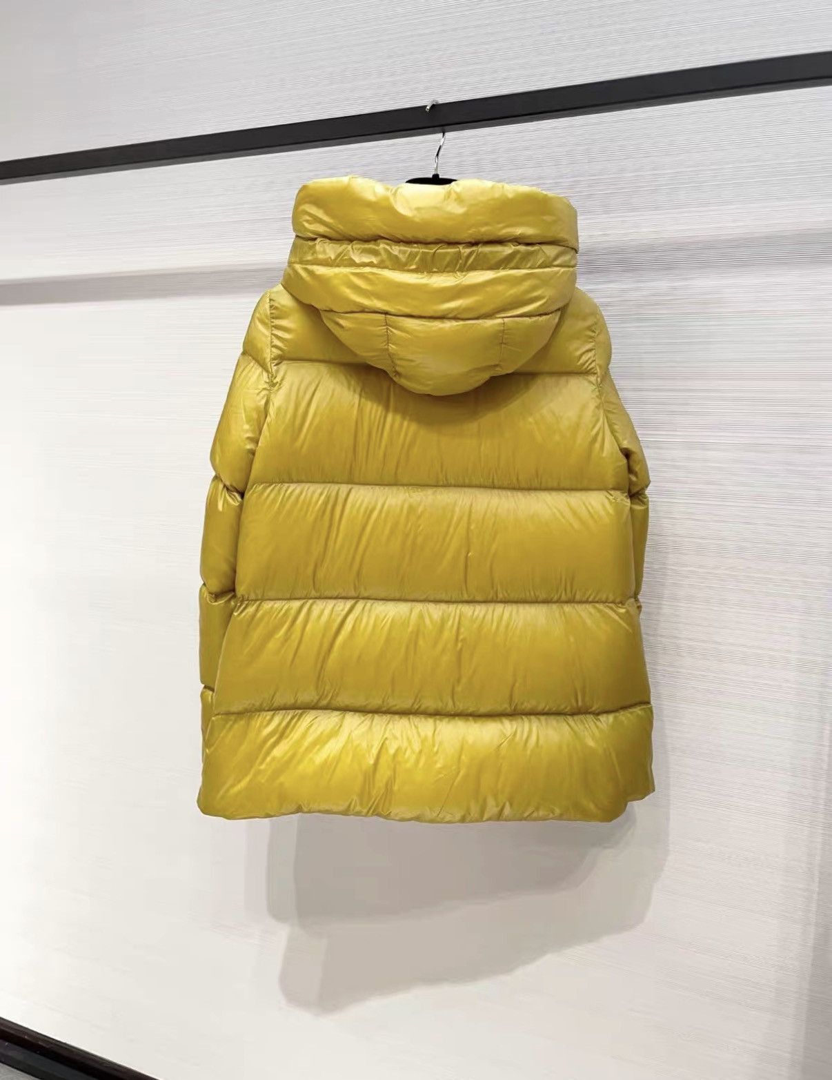Moncler Moncler Classic Ginger Yellow Hooded Down Coat J33 Size XS / US 0-2 / IT 36-38 - 3 Thumbnail
