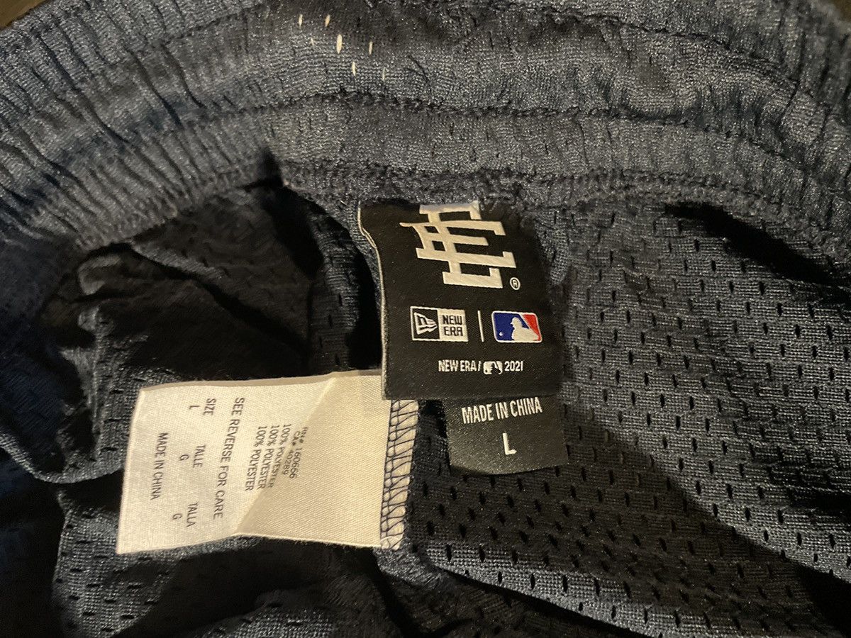 Eric Emanuel × New Era Eric Emanuel New Era Boston Red Sox Basic Short (Large) Size US 32 / EU 48 - 6 Thumbnail