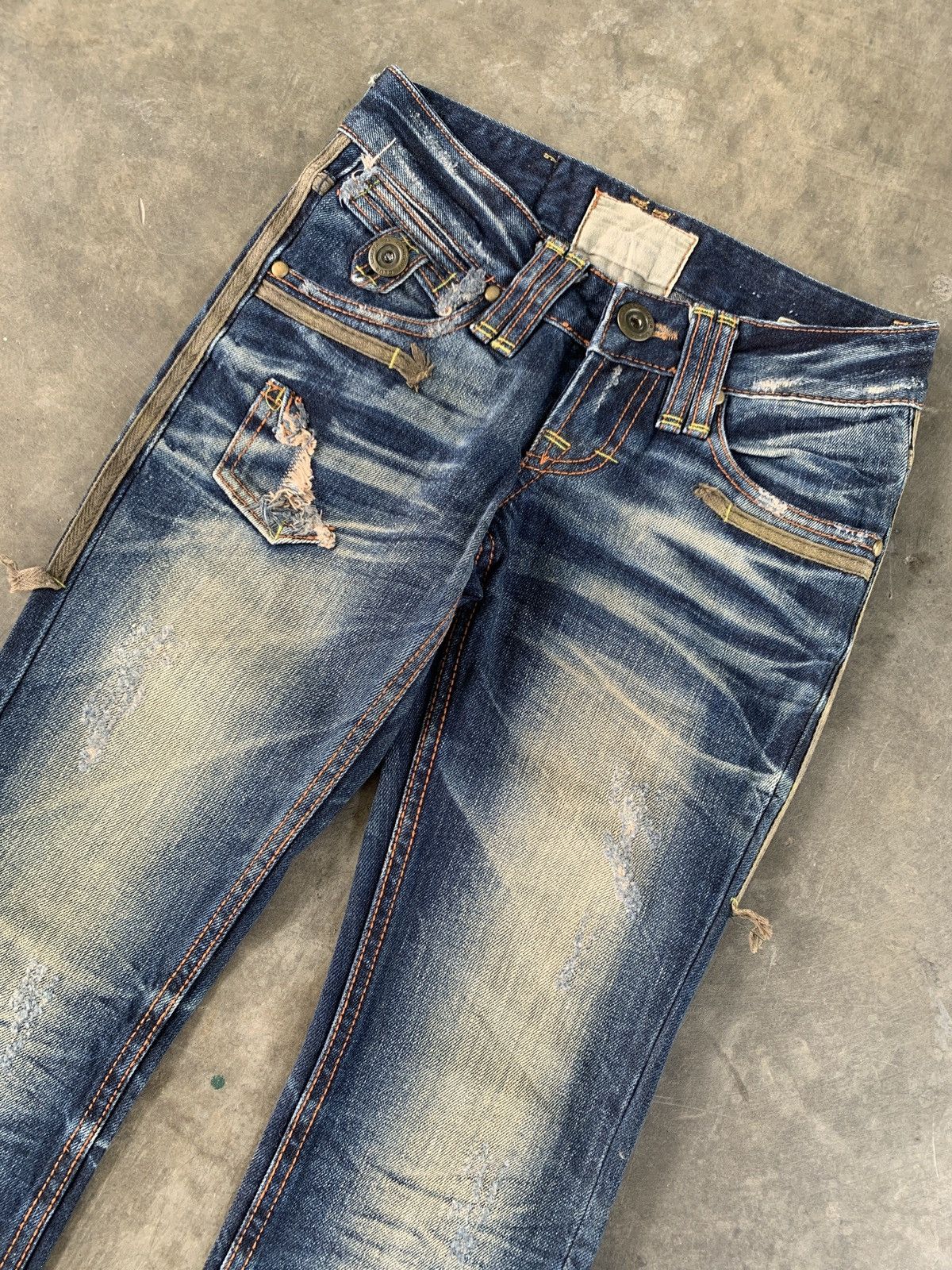 Japanese Brand Lolita whiskered boot cut flare jeans Size 28" / US 6 / IT 42 - 5 Thumbnail