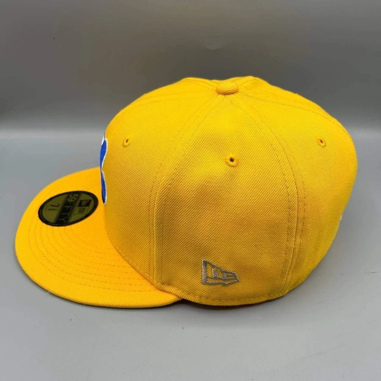 New Era Montreal Expos Hat Men 7 3/8 59Fifty New Era MLB Fitted Size ONE SIZE - 7 Thumbnail