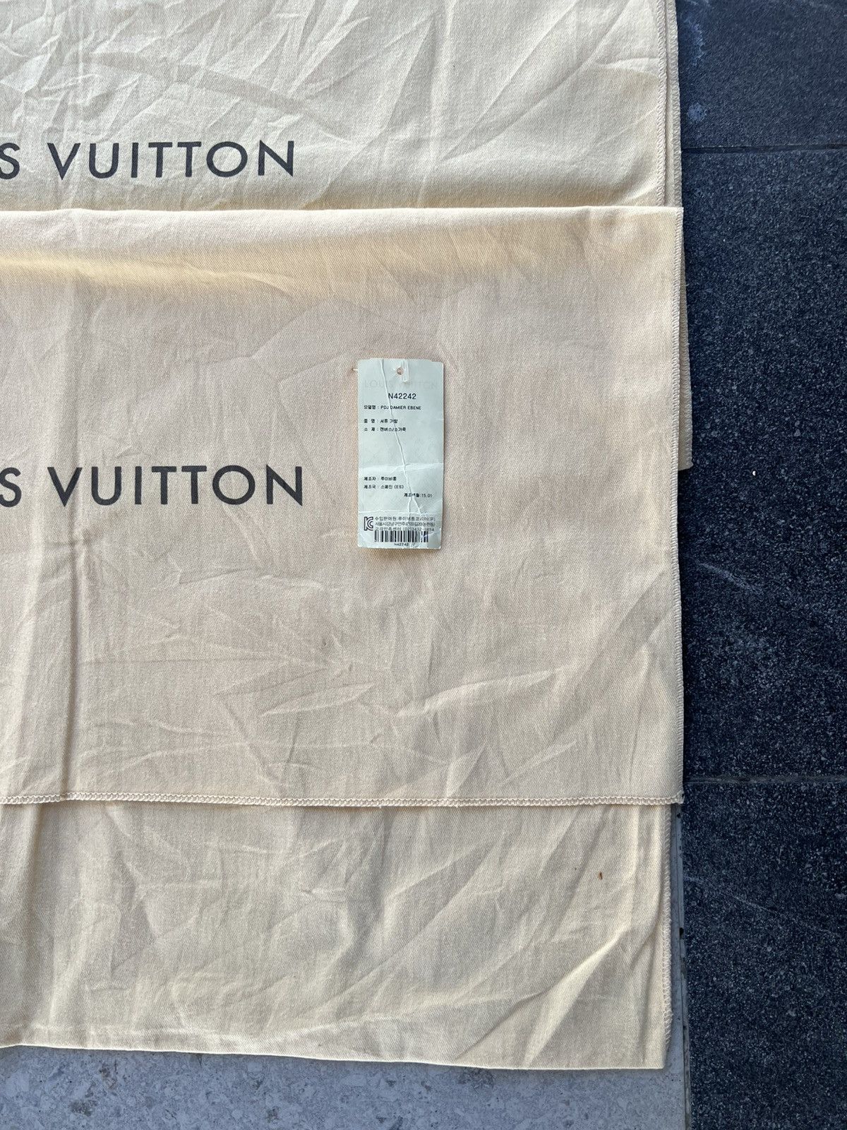 Designer × Louis Vuitton Lots of 4 Louis Vuitton dust bags Size ONE SIZE - 3 Thumbnail