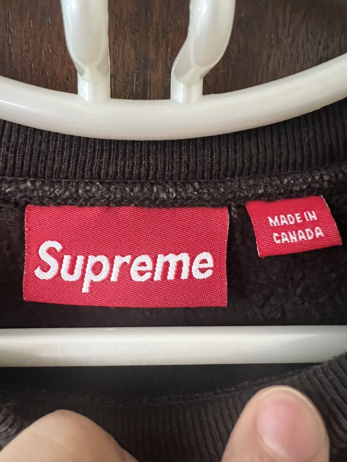 Supreme Supreme x Camacho Middle Finger Crewneck FW02 Size US L / EU 52-54 / 3 - 3 Thumbnail