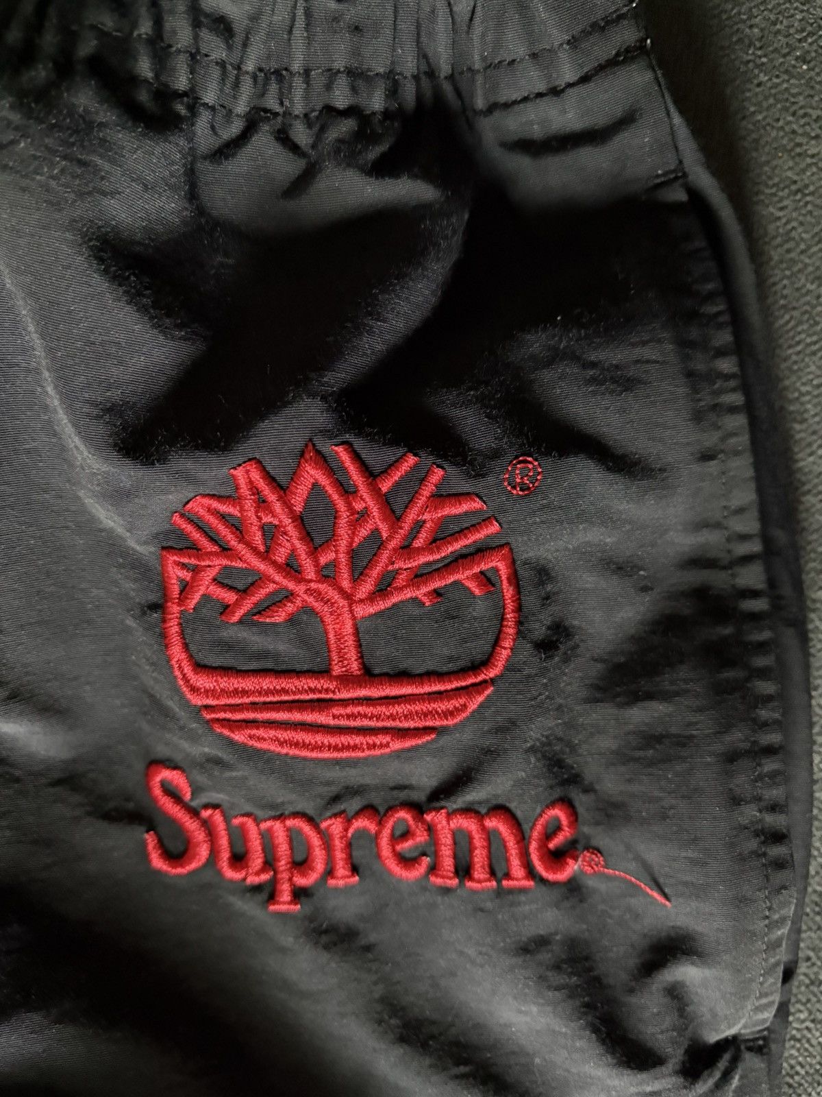 Supreme × Timberland Supreme x Timberland Reflective Taping Track Pant 'Black' Size US 32 / EU 48 - 2 Thumbnail