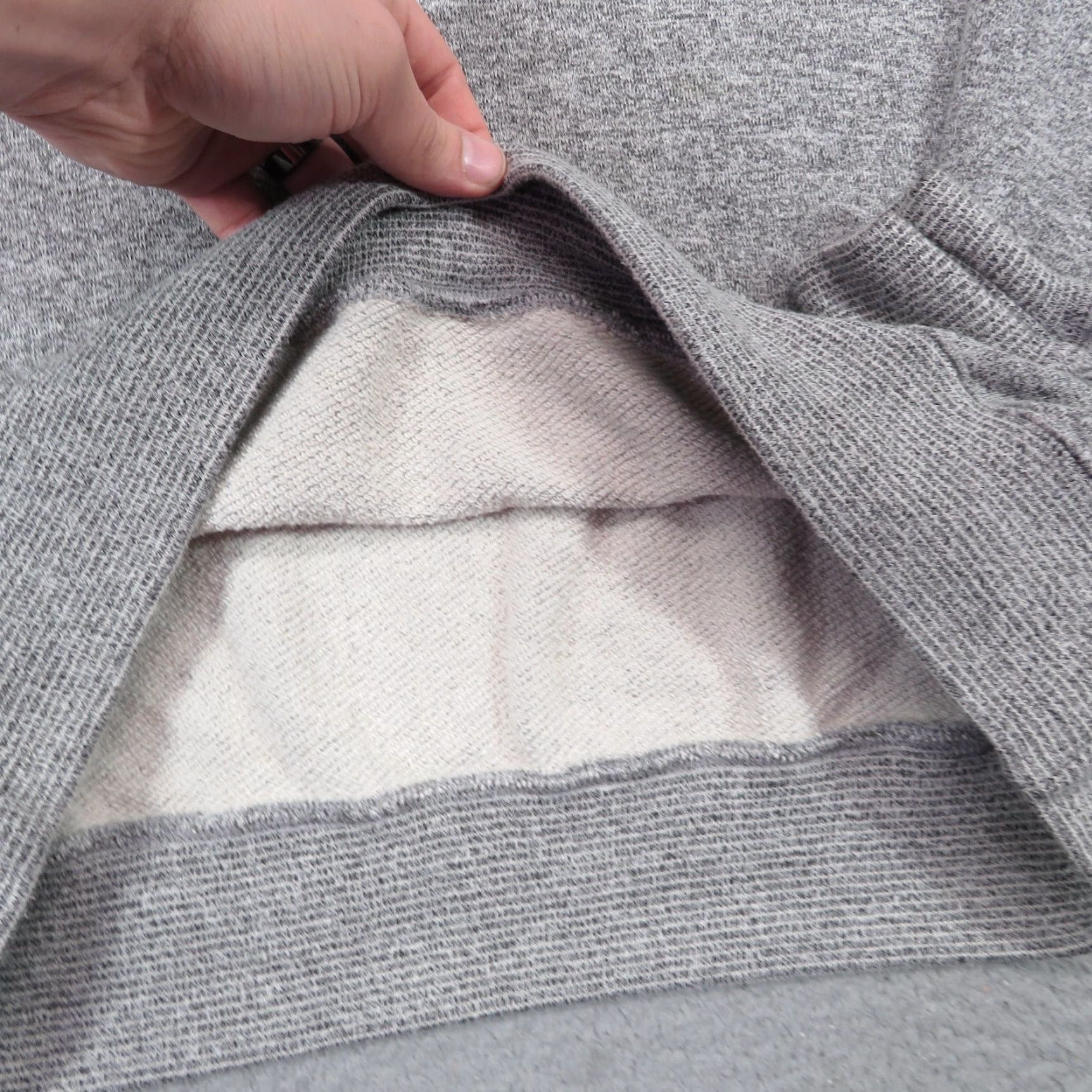 Vintage Iron and Resin Sweatshirt Mens Large Heather Grey V Stitch Terry Fleece Pullover Size US L / EU 52-54 / 3 - 5 Thumbnail