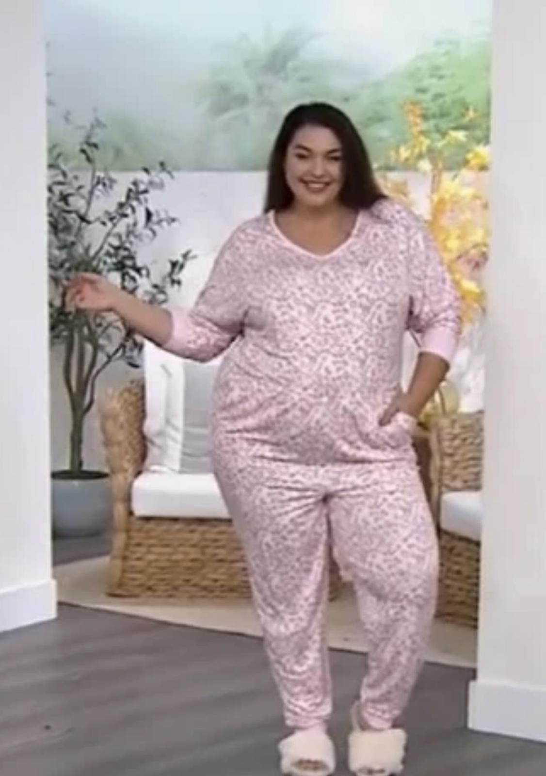 Designer Lacey Chabert Cozy Leopard Print One Piece Pajama Set 3X Size ONE SIZE - 9 Thumbnail
