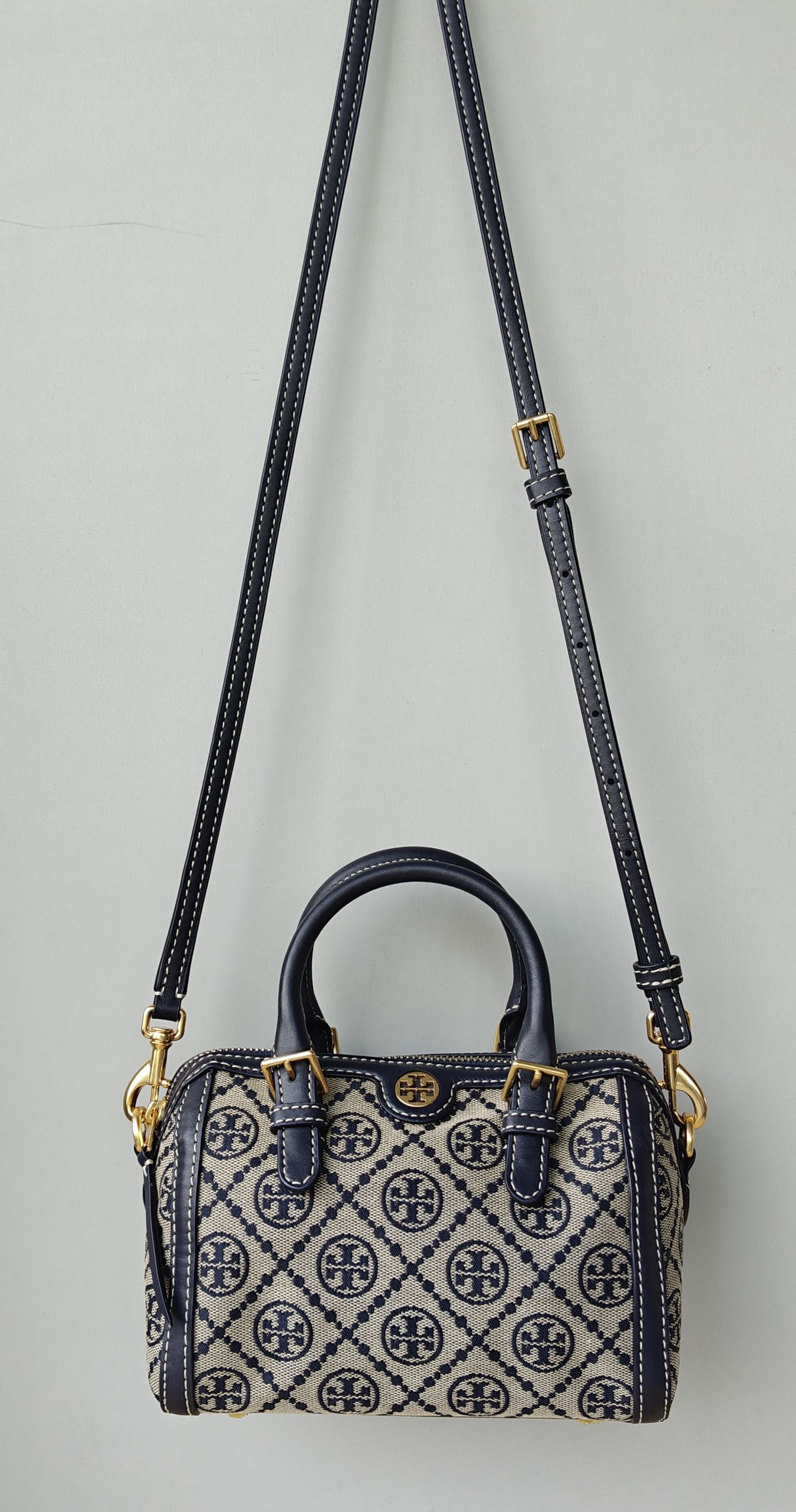 Tory Burch T Monogram Jacquard Mini Barrel bag Free Shipping VATP/6177 Size ONE SIZE - 1 Thumbnail