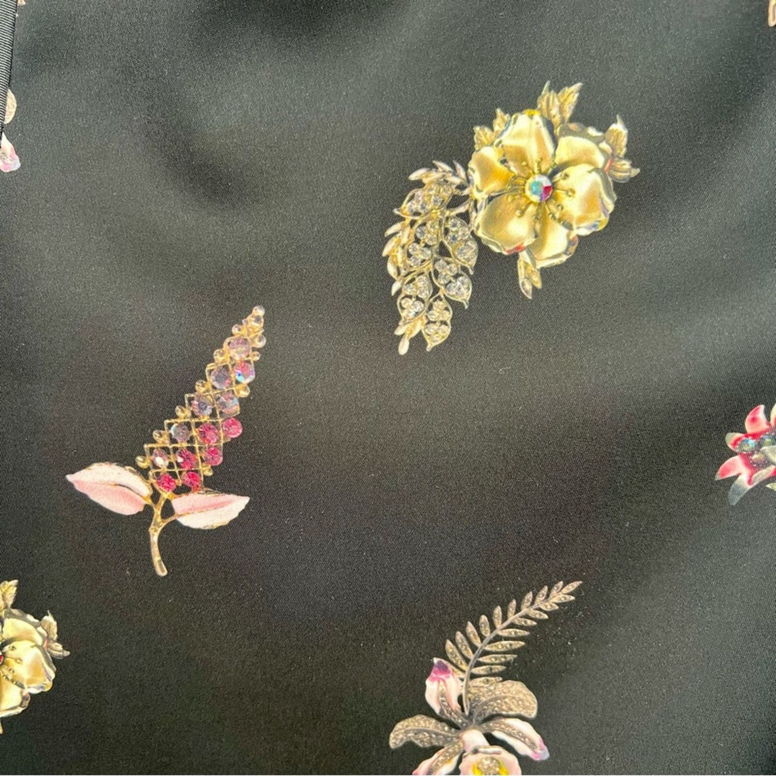 Ted Baker Ted Baker Lalima Pirouette Bow Mini Dress Sleeveless Floral Size S / US 4 / IT 40 - 6 Thumbnail