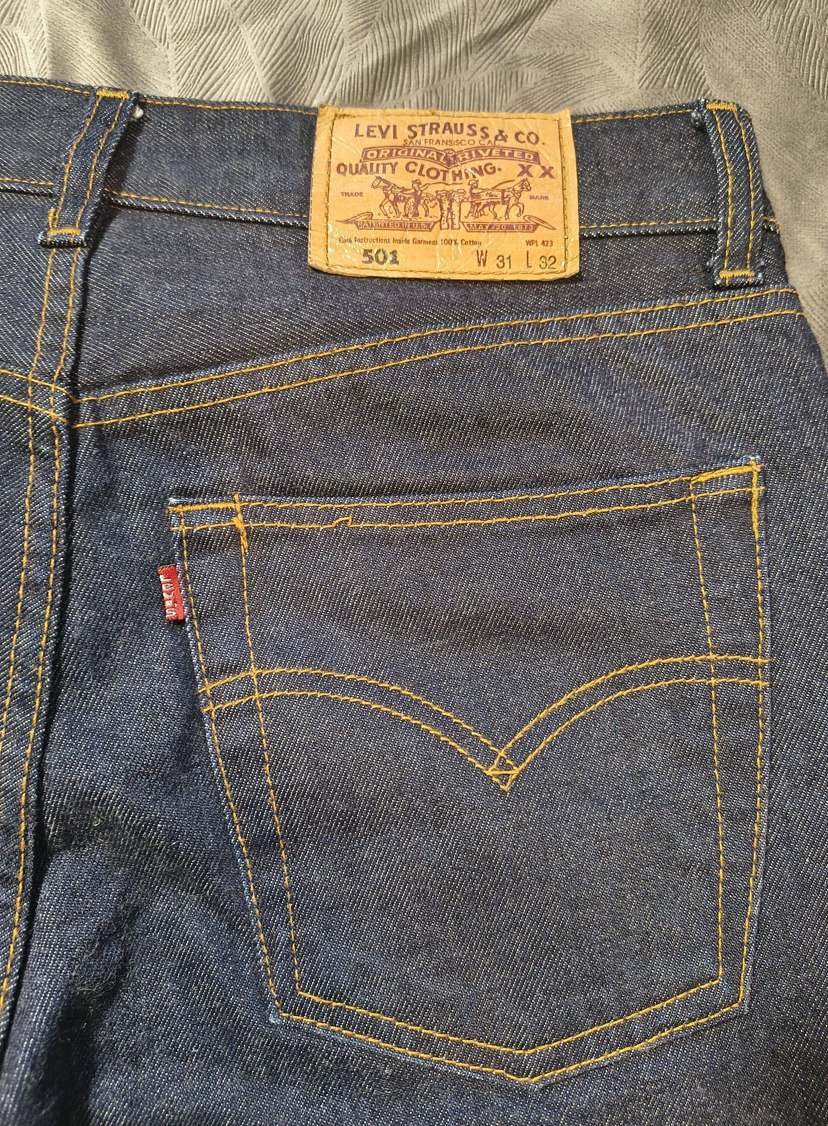 Levi's Vintage Levi's 501 Made in USA - Dark Indigo Wash - W31 L32 Size US 30 / EU 46 - 8 Thumbnail