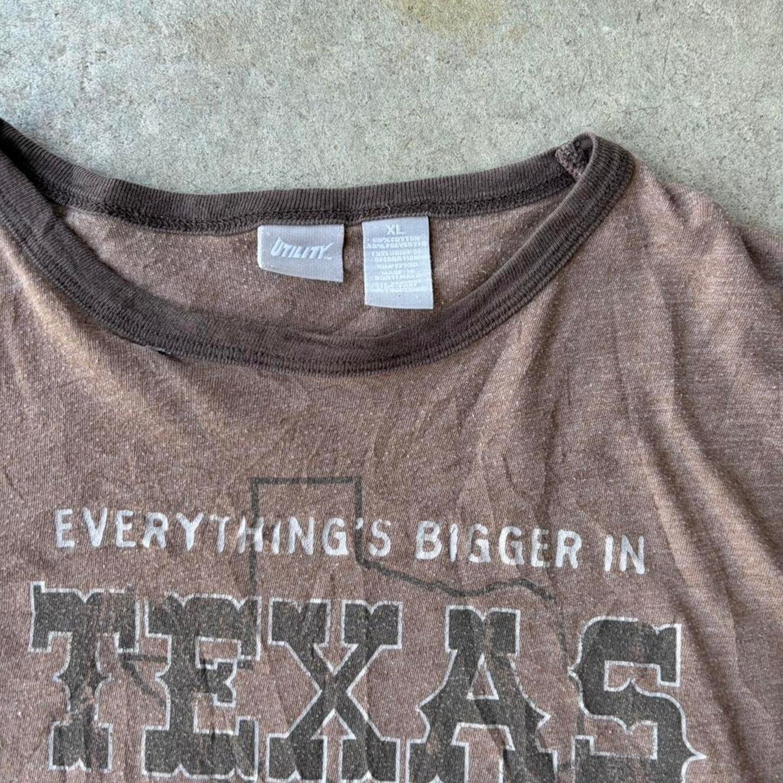 Hanes 90s bigger in texas ringer Size US XL / EU 56 / 4 - 3 Thumbnail