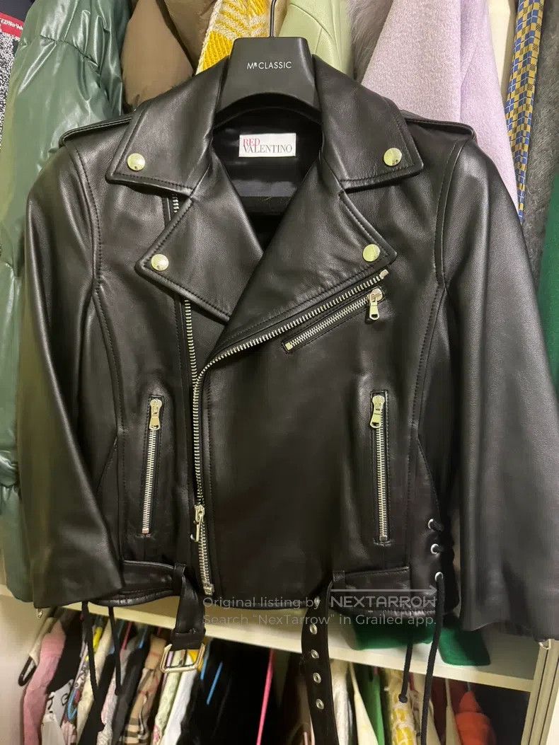 Valentino Valentino Short leather jacket Size S / US 4 / IT 40 - 1 Thumbnail