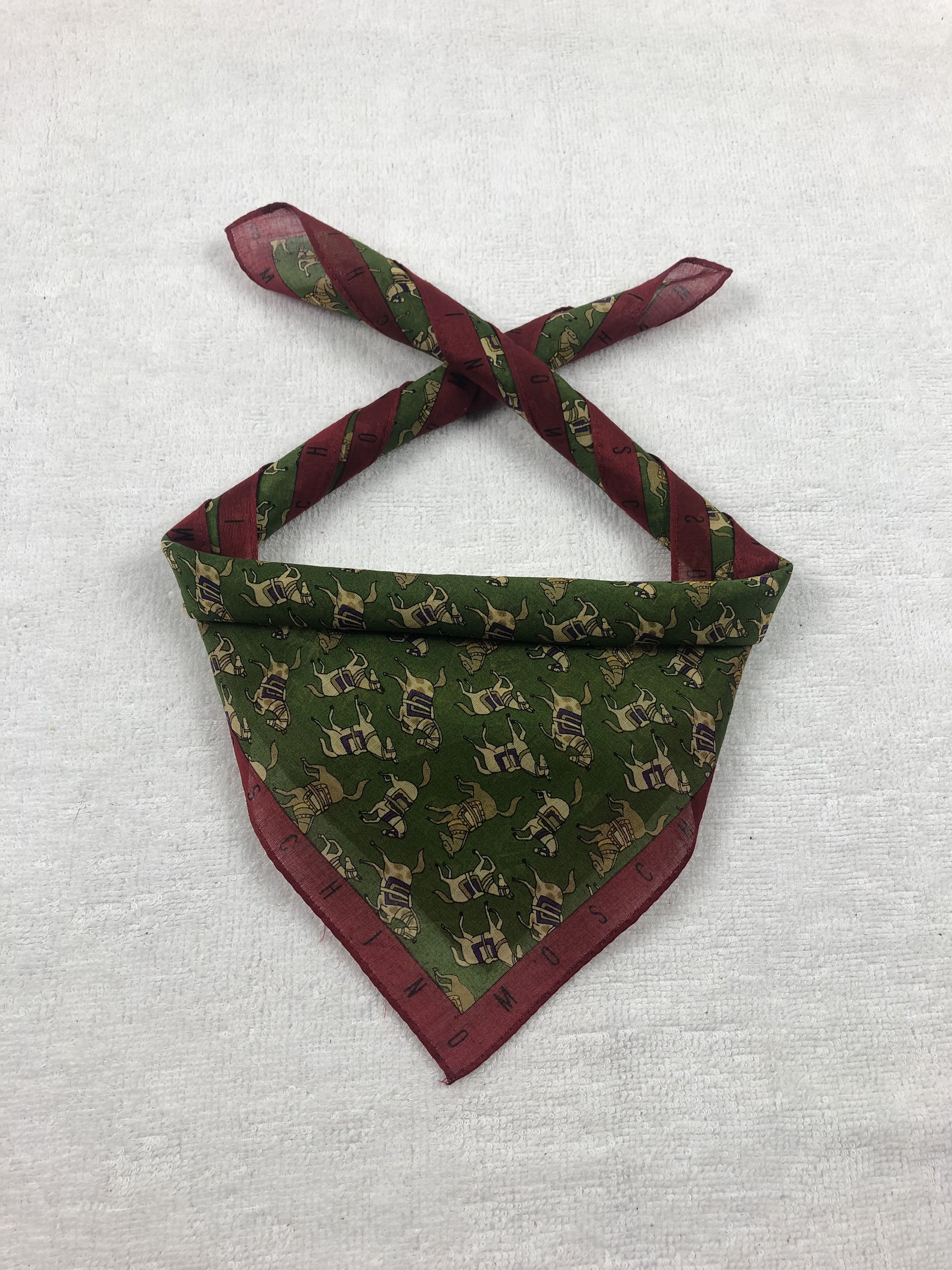 Vintage Moschino Handkerchief / Bandana / Neckerchief Size ONE SIZE - 1 Thumbnail