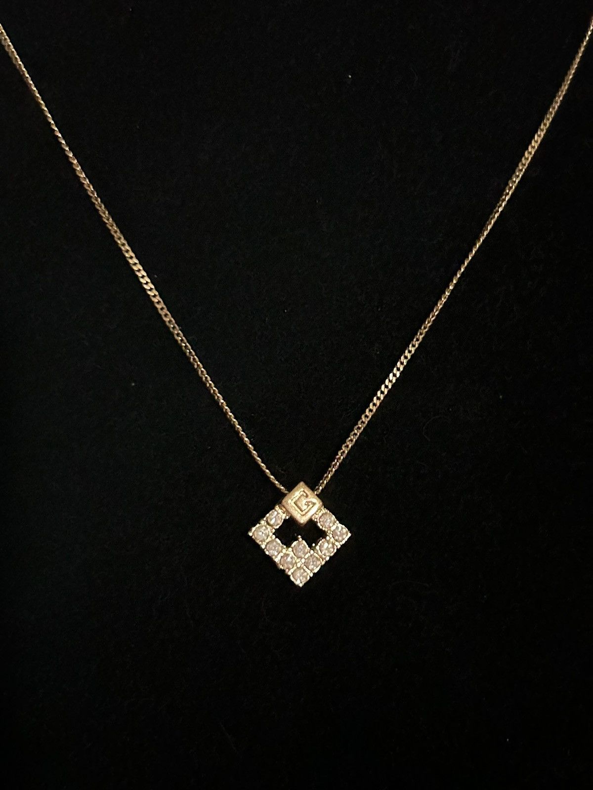 Givenchy Vintage Givenchy Crystal G Logo Pendant Gold Tone Necklace Size ONE SIZE - 2 Thumbnail