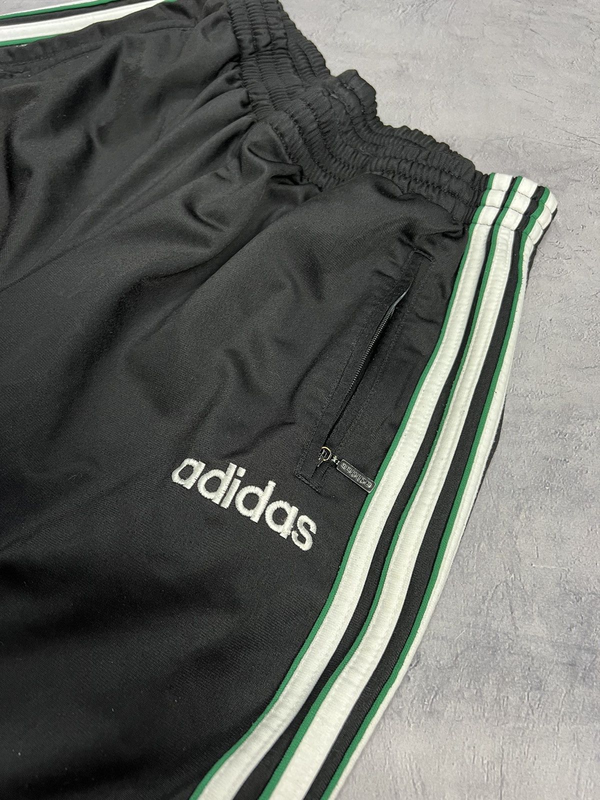 Adidas × Vintage Vintage Adidas 90s TruckSuit Size M Size US M / EU 48-50 / 2 - 12 Thumbnail
