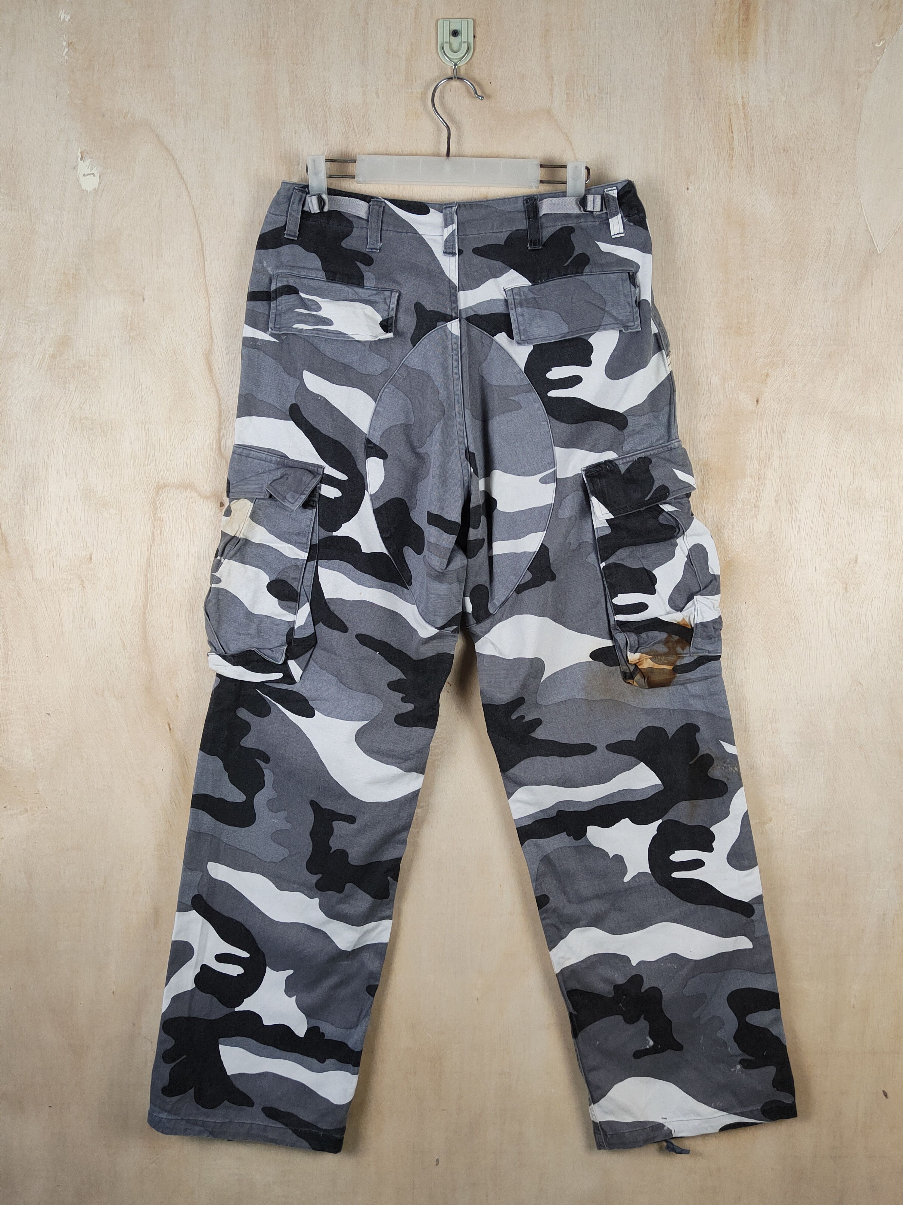 Japanese Brand U.S.N Camouflage Multipocket Tactical Cargo Pants #S2539 Size US 31 - 7 Thumbnail