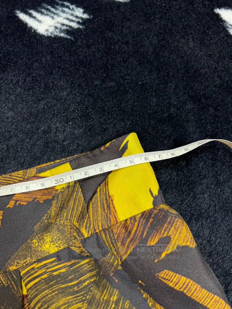 Dries Van Noten Dries Van Noten Yellow Silk Midi Skirt Size 42" / US 20 - 7 Thumbnail