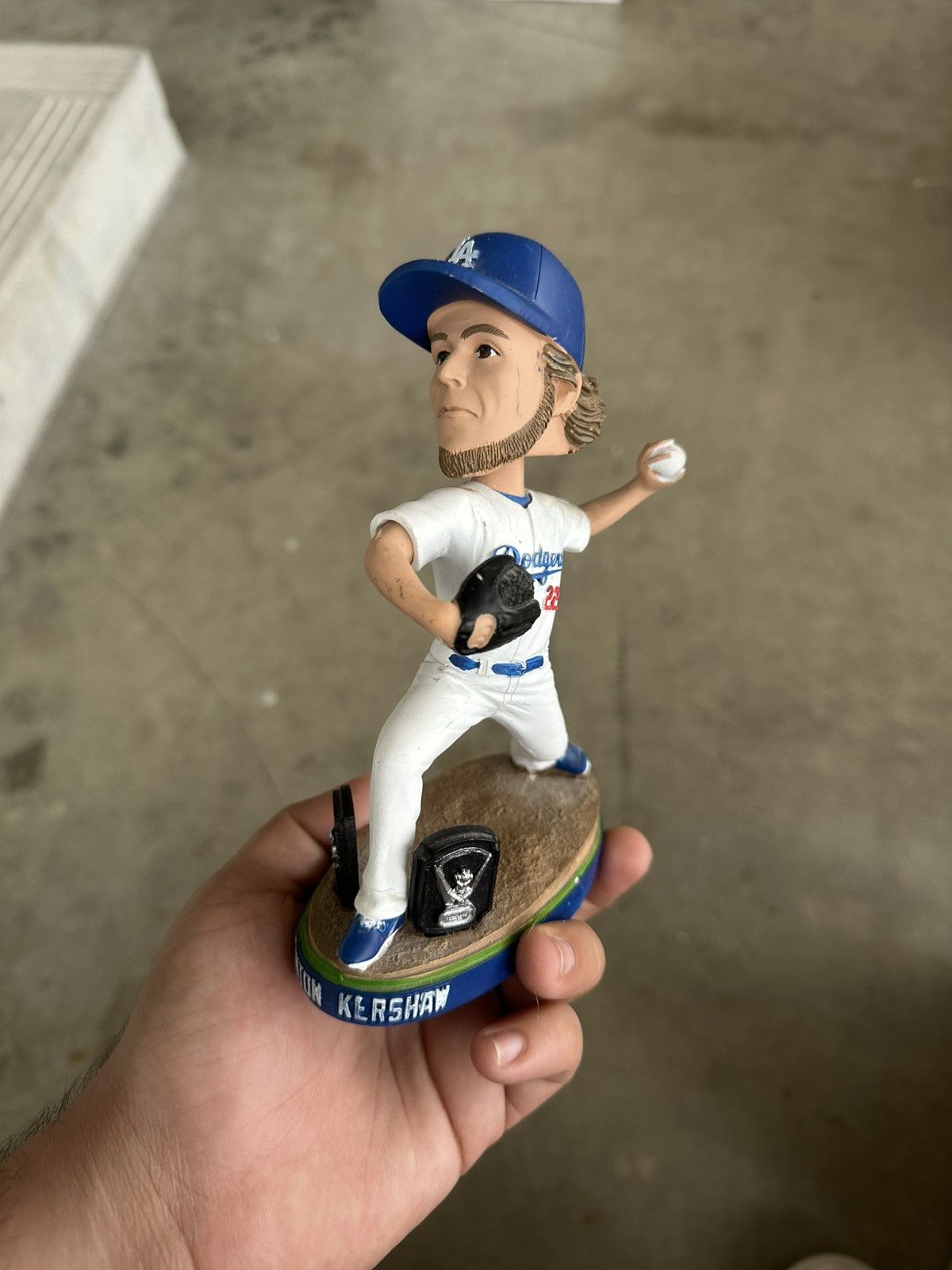 MLB Clayton Kershaw MLB Los Angeles DodgersCy Young Bobblehead Size ONE SIZE - 1 Thumbnail