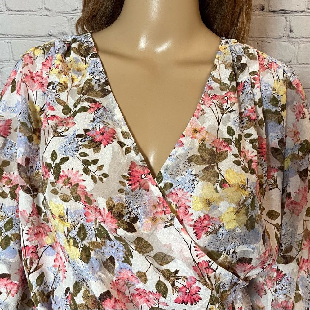 Other New Lane Bryant Classic Crop Sheer Full-Wrap Floral Long Sl Size 3XL / US 20-22 - 9 Thumbnail