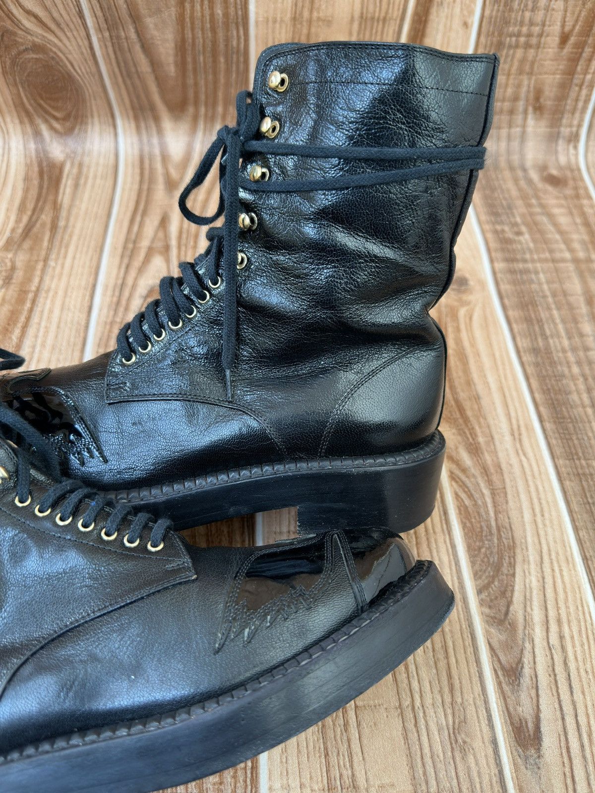 Chanel Chanel interlocking CC Logo Utah Eagle Black Biker Boots Size US 7 / IT 37 - 16 Thumbnail