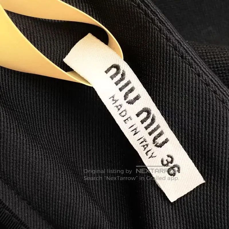 Miu Miu Miu Miu Black Wool Mini Skirt . Size 26" / US 2 / IT 38 - 4 Thumbnail