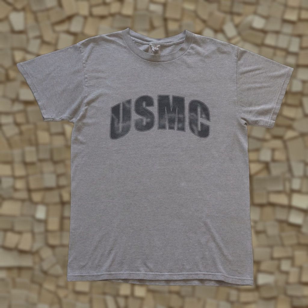 Fruit Of The Loom VINTAGE USMC US MILITARY GRAPHIC T SHIRT Men SZ M Cotton Fruit of the Loom 90s Athletic Core Graphic Short Sleeve Crew Neck Gray Size US M / EU 48-50 / 2 - 1 Thumbnail