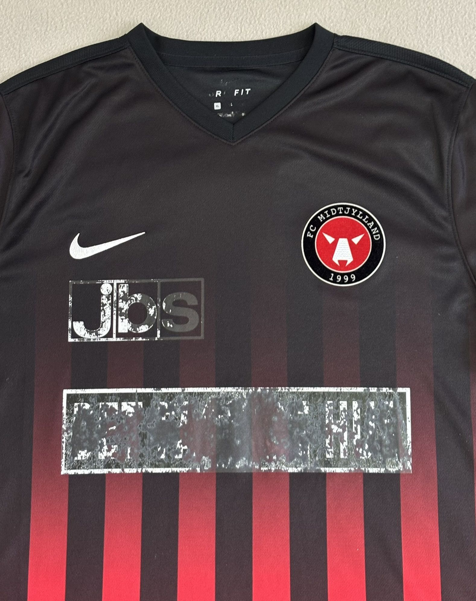 Nike FC Midtjylland 2016/2018 Nike Football Jersey Size XL Size US XL / EU 56 / 4 - 6 Thumbnail