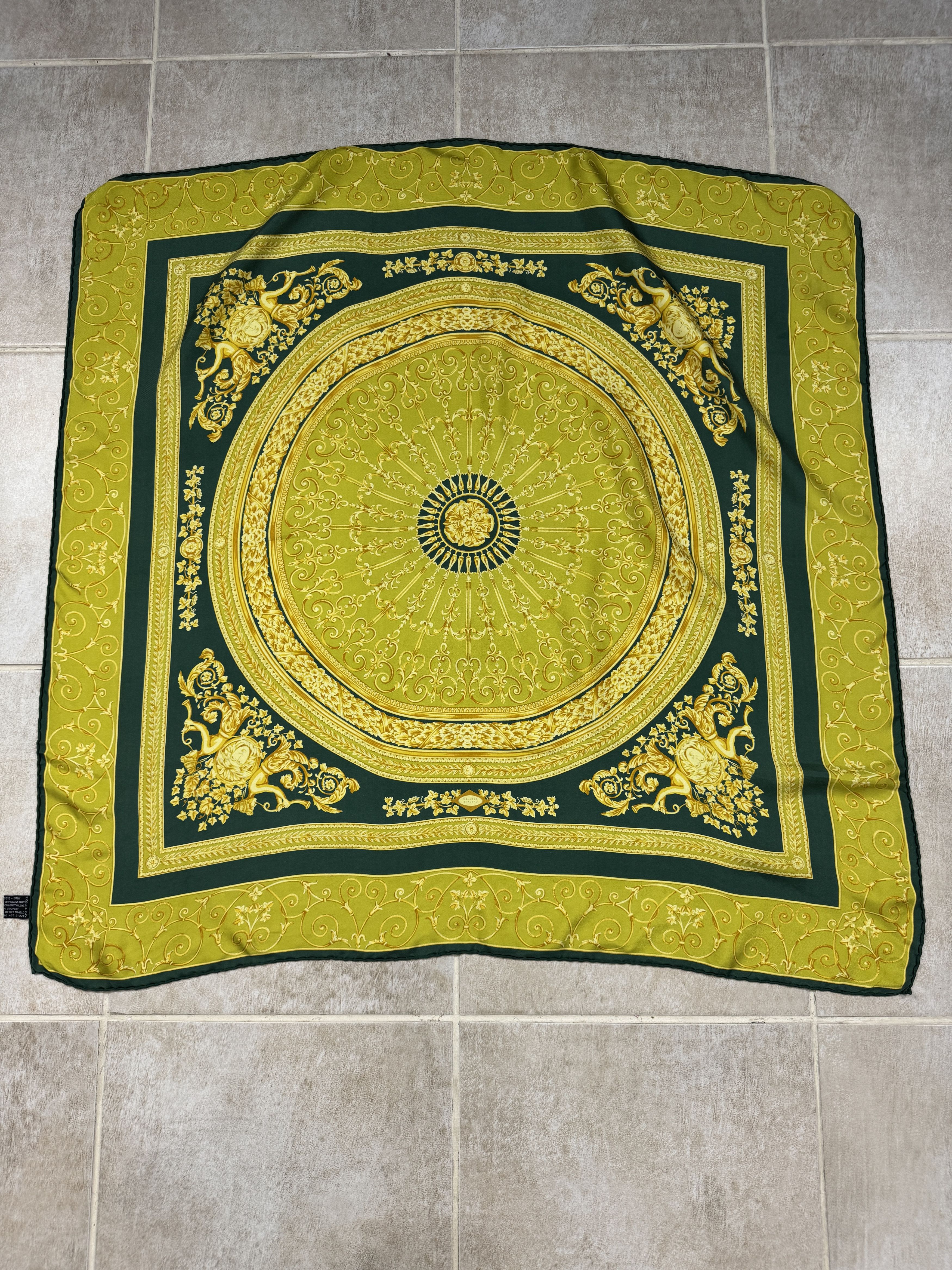 Versace Gianni Versace Early 90s baroque silk scarf Size ONE SIZE - 8 Thumbnail