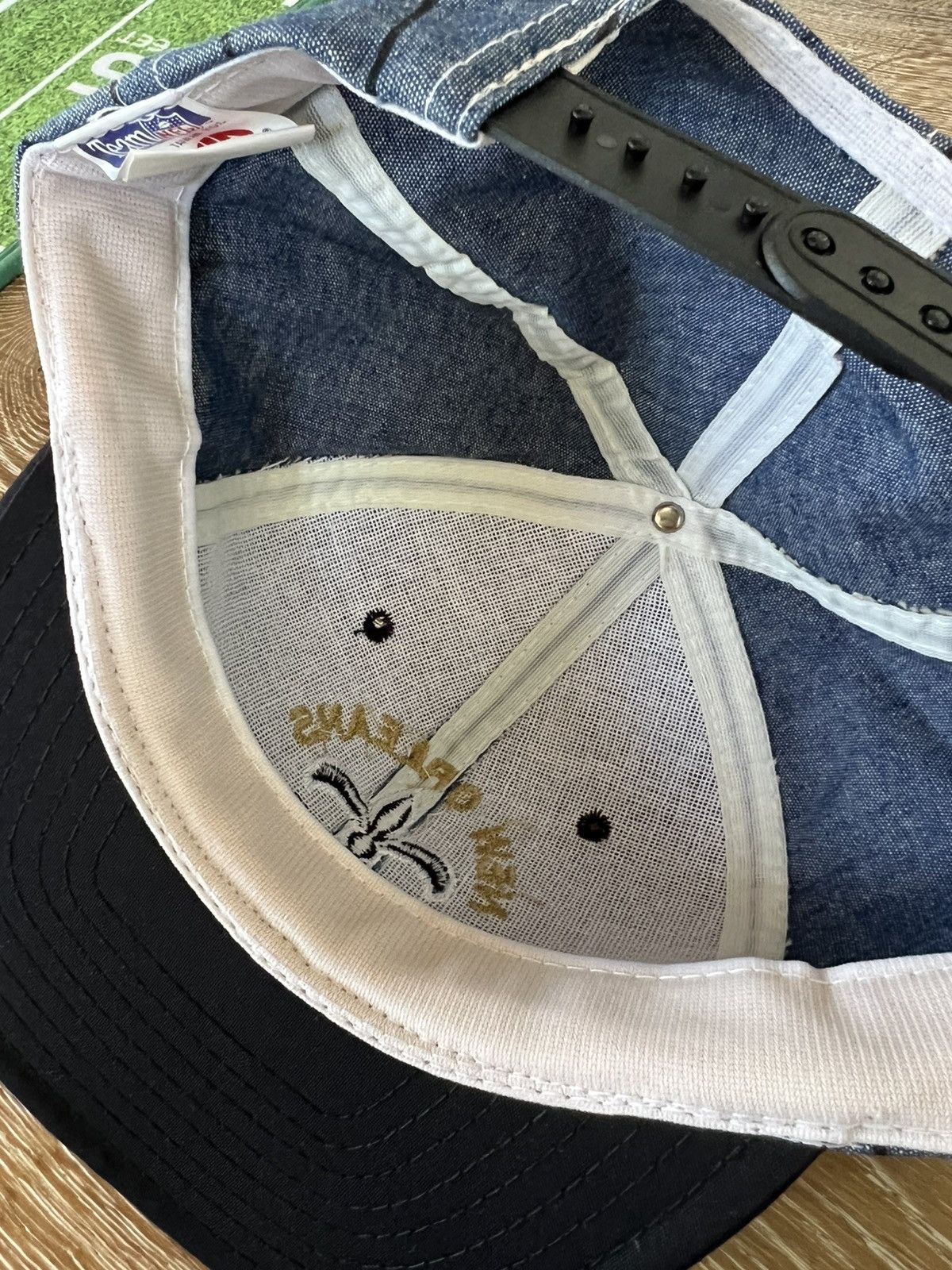 NFL Vintage NFL New Orleans Saints Pinstripe Hat Size ONE SIZE - 3 Thumbnail