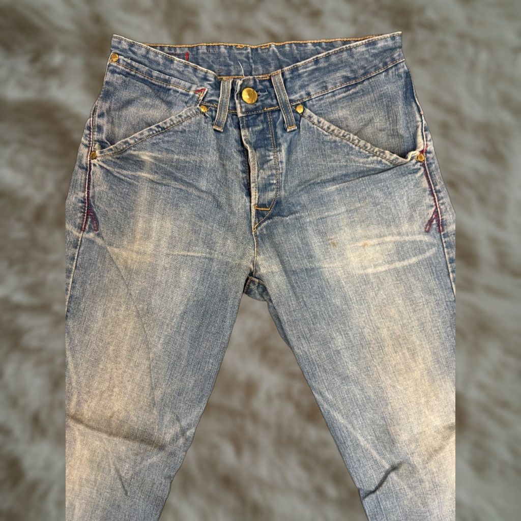 Levi's VINTAGE Levi’s Engineered Jeans Men Jeans W27 L32 Blue 90s Twisted Y2K Red Stitching Button Fringe 5-Pocket Denim Cotton Size US 27 - 1 Thumbnail